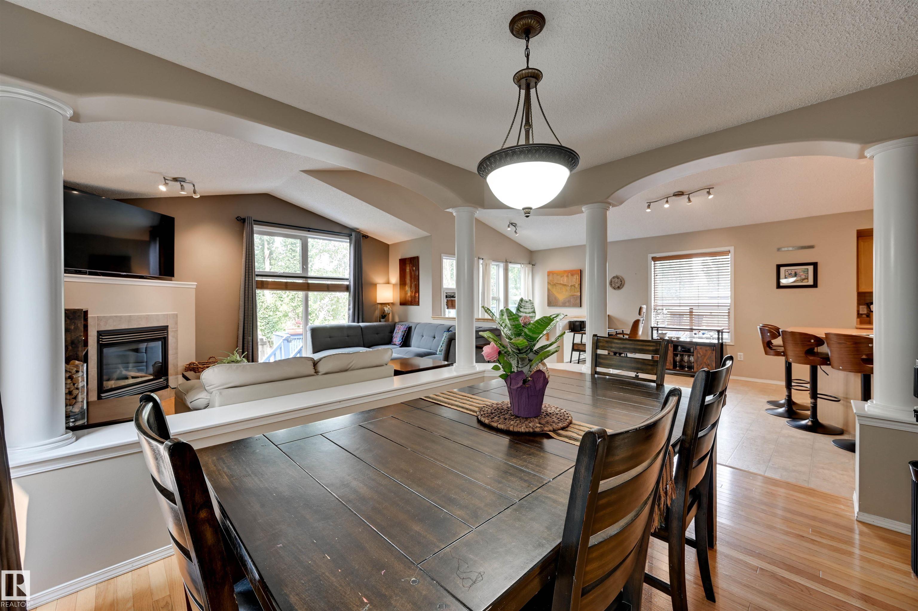 Photo 14 at 1524 Breckenridge Close NW, Breckenridge Greens, Edmonton