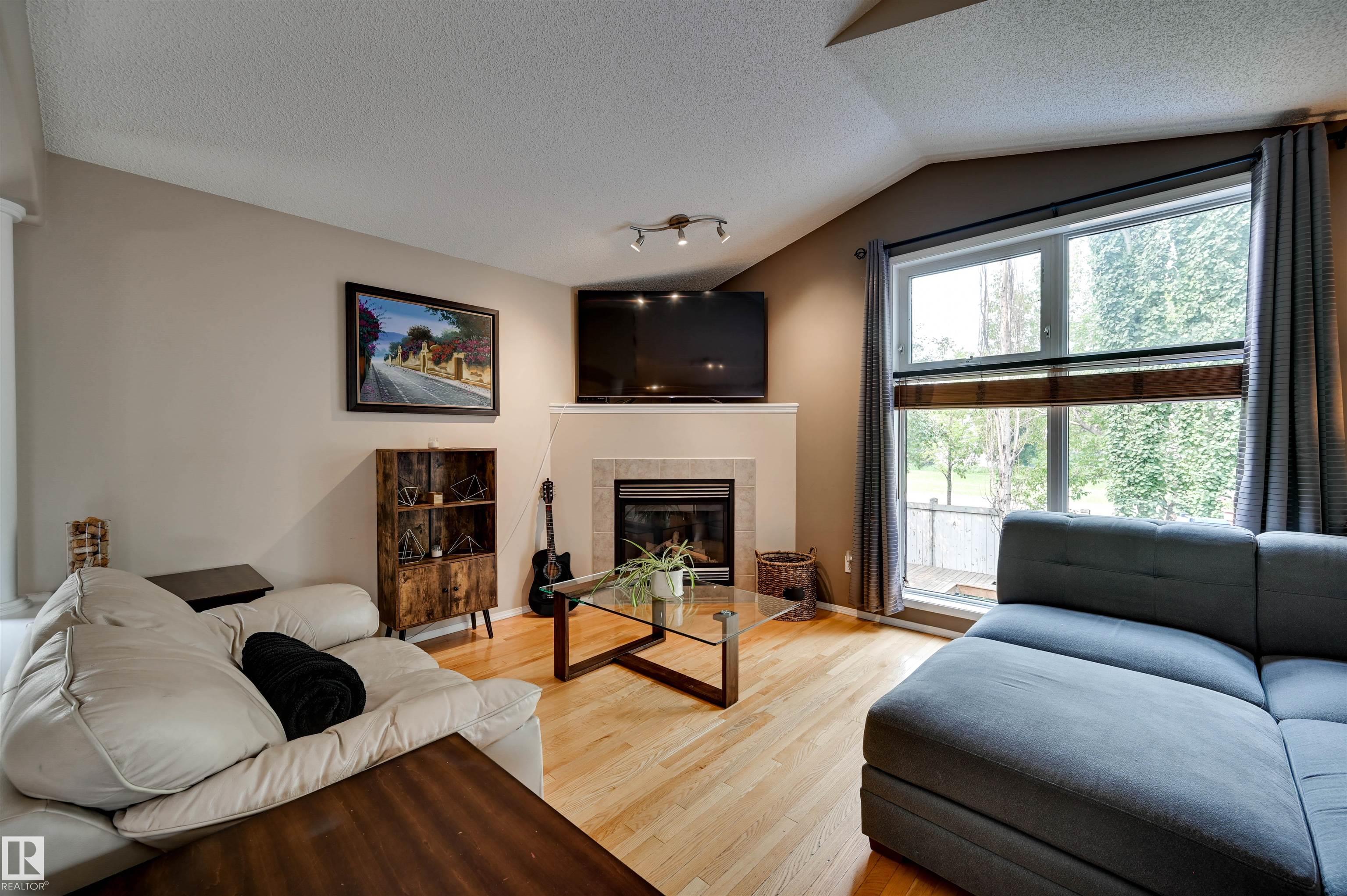 Photo 15 at 1524 Breckenridge Close NW, Breckenridge Greens, Edmonton