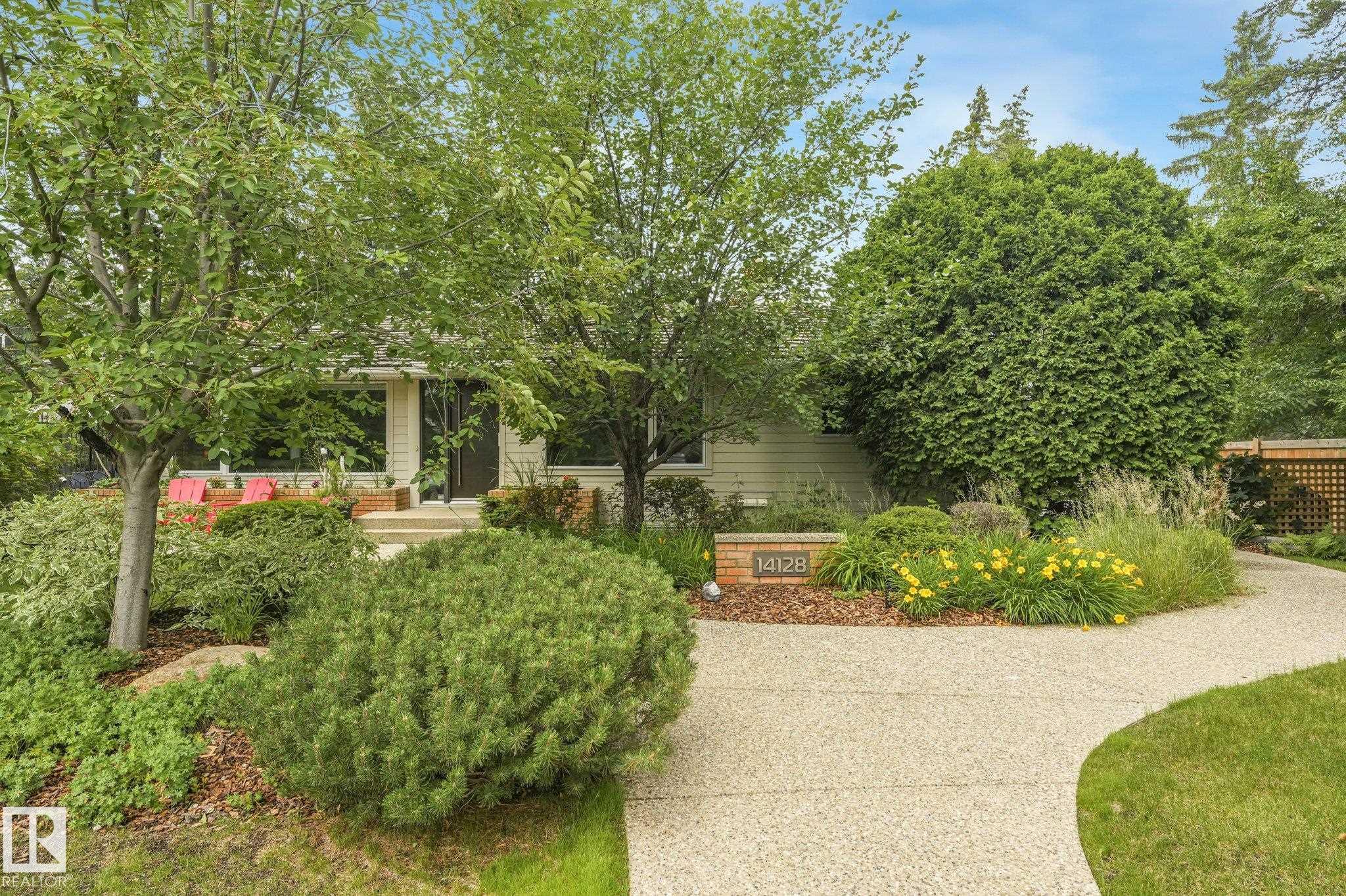 14128 98 Avenue NW, Crestwood, Edmonton