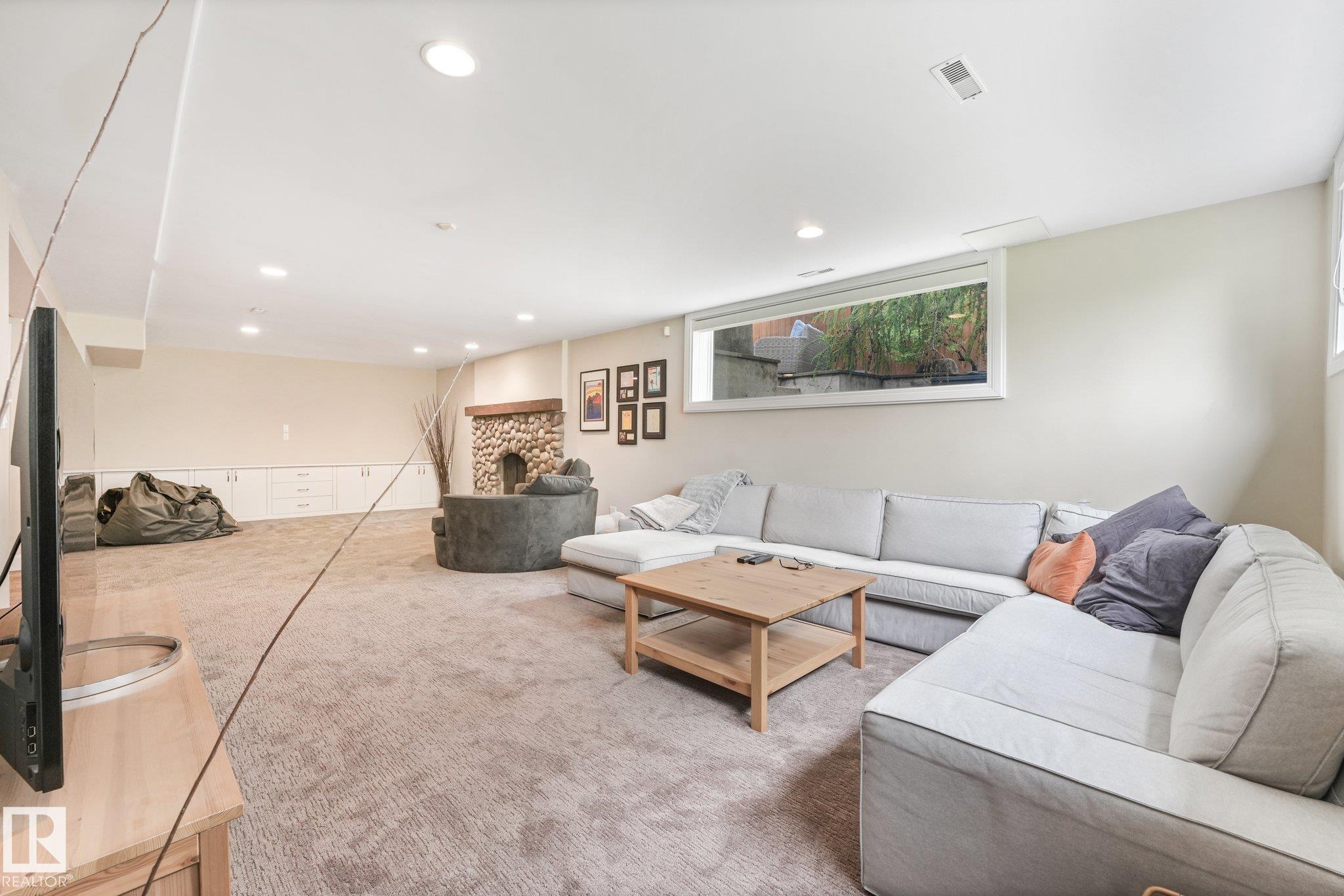 Photo 41 at 14128 98 Avenue NW, Crestwood, Edmonton