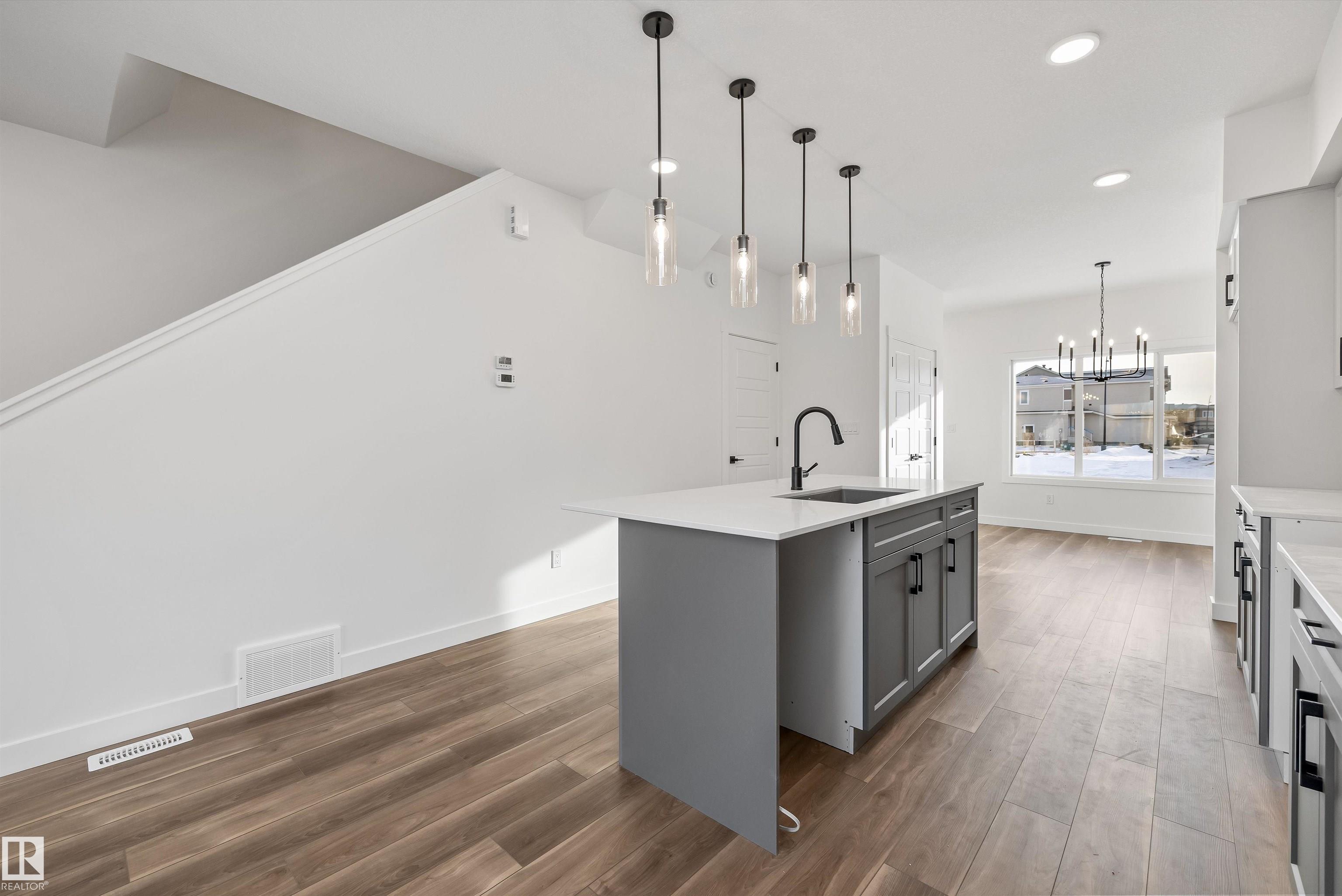Photo 11 at 18847 29 Avenue NW, The Uplands, Edmonton