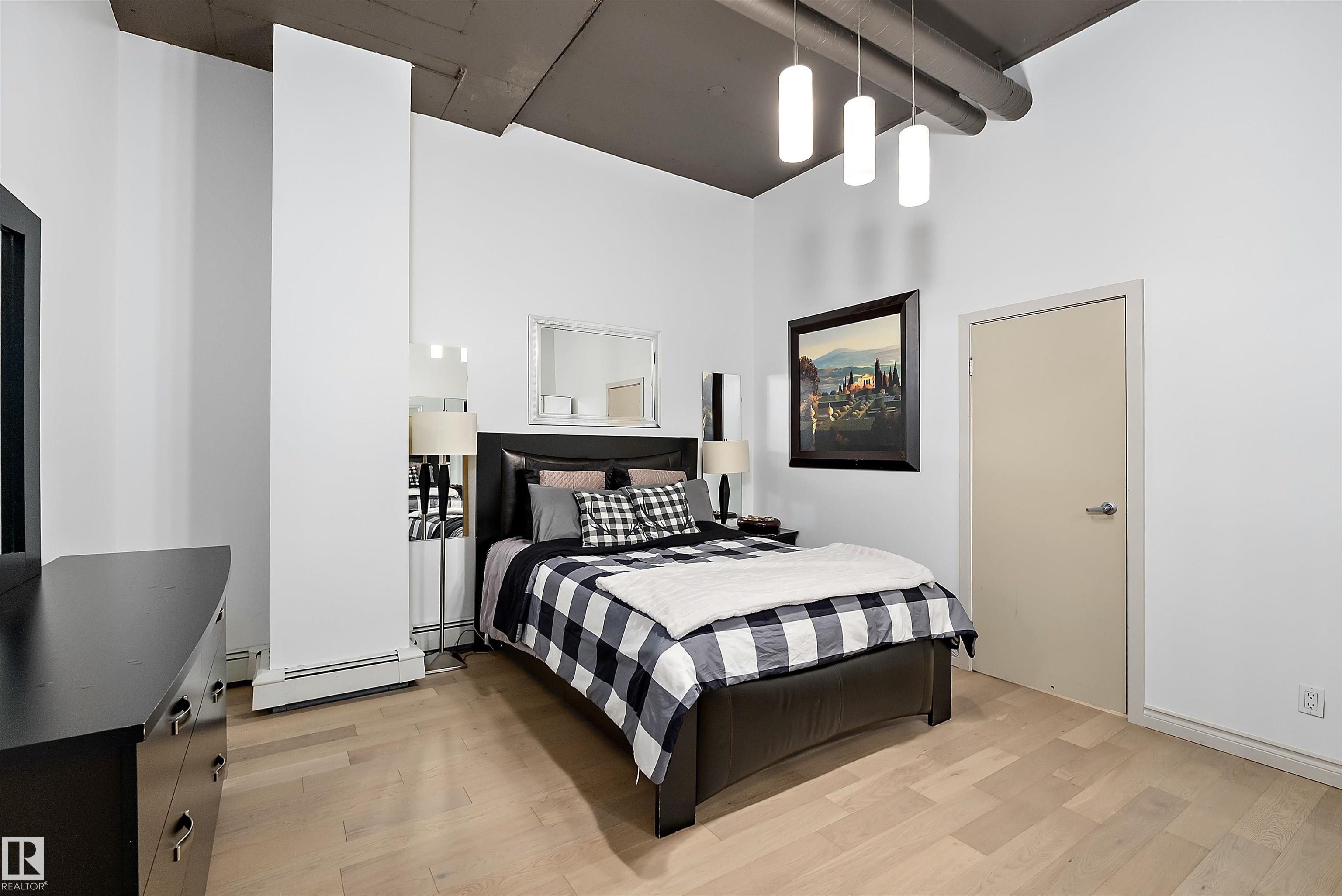Photo 20 at 908 - 10179 105 Street NW, Downtown, Edmonton