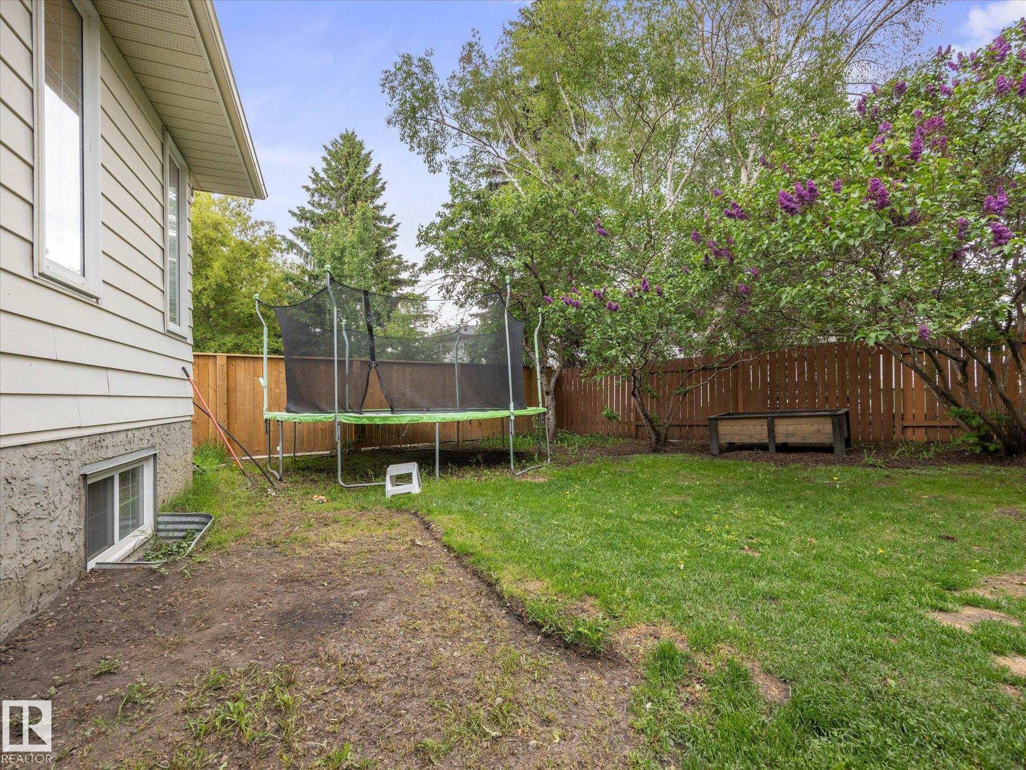 Photo 40 at 4 Lovatt Place, Lacombe Park, St. Albert