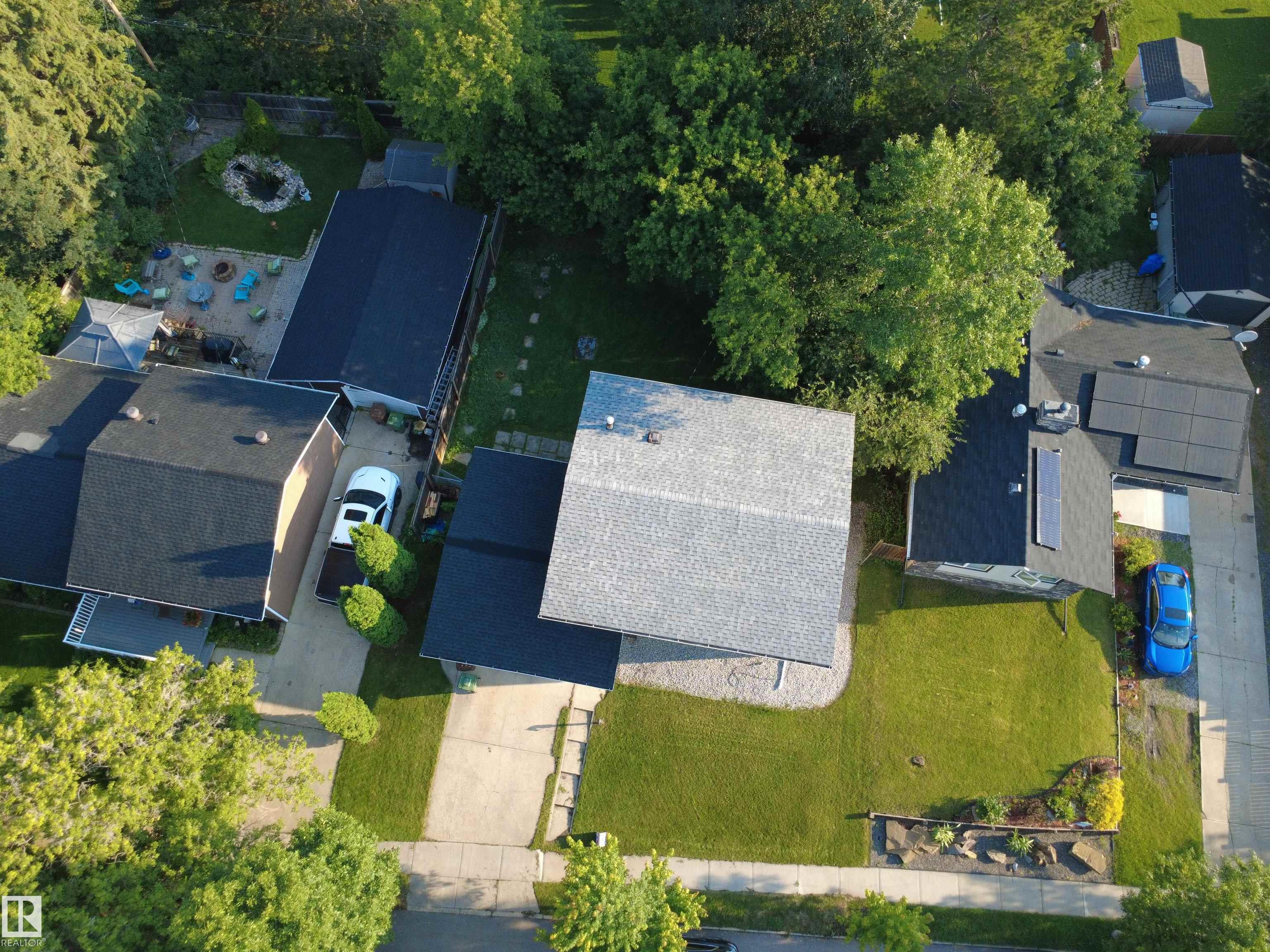 14 Gillian Crescent, Grandin, St. Albert