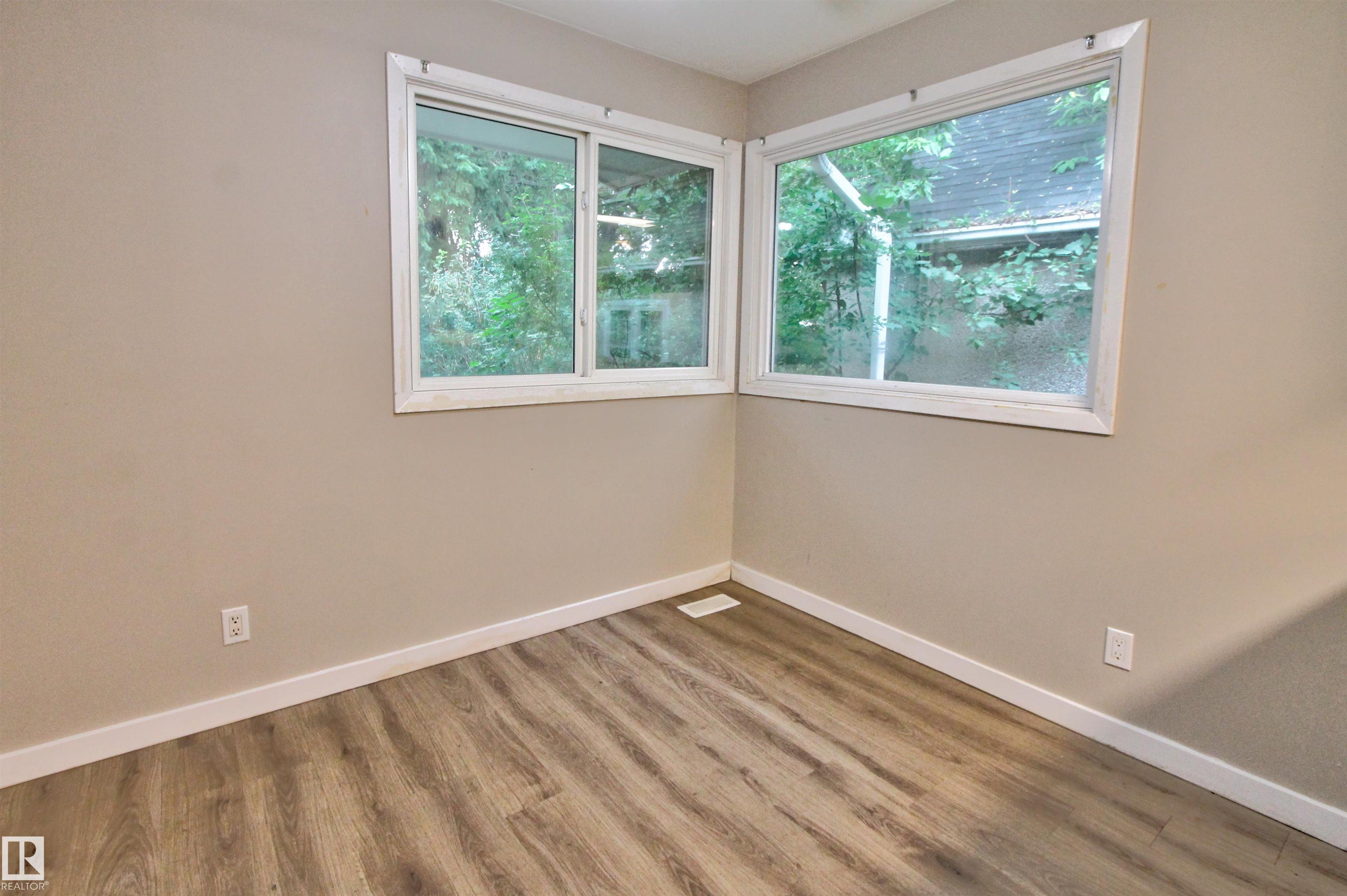 Photo 6 at 11338 85 Street NW, Parkdale, Edmonton