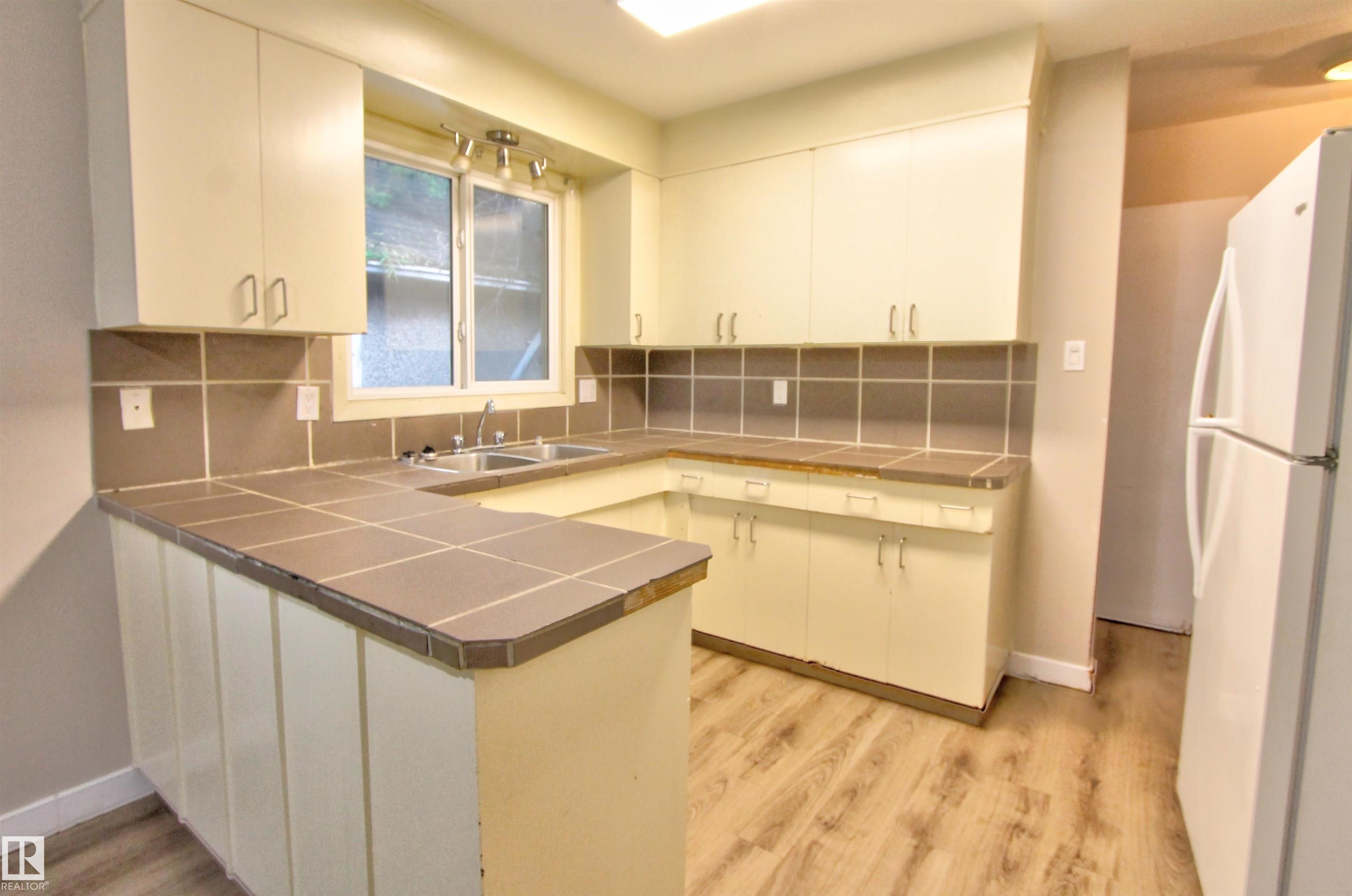Photo 7 at 11338 85 Street NW, Parkdale, Edmonton
