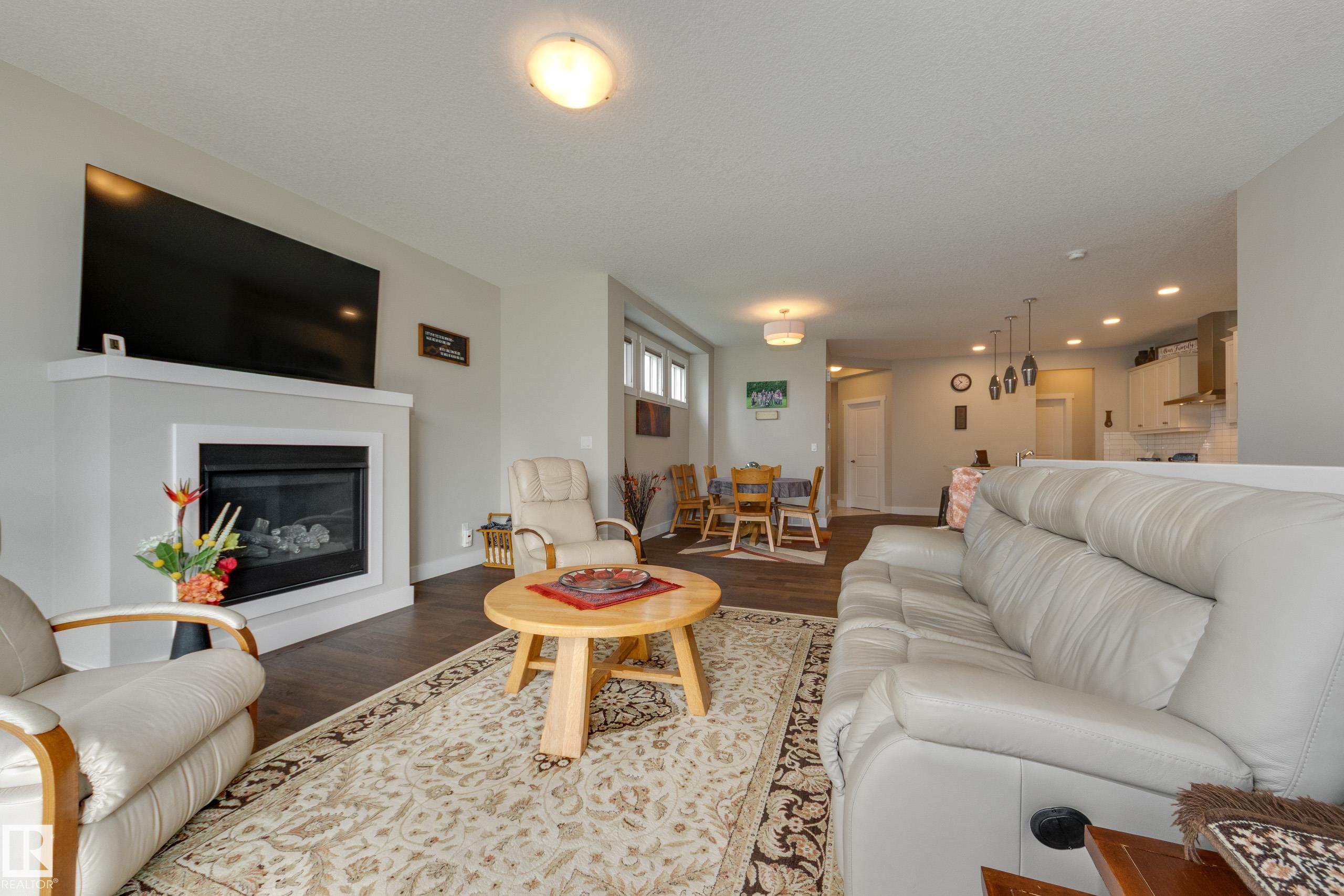 Photo 9 at 8111 222 Street NW, Rosenthal, Edmonton