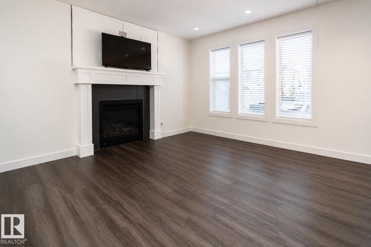 Photo 14 at 8916 217 Street NW, Rosenthal, Edmonton