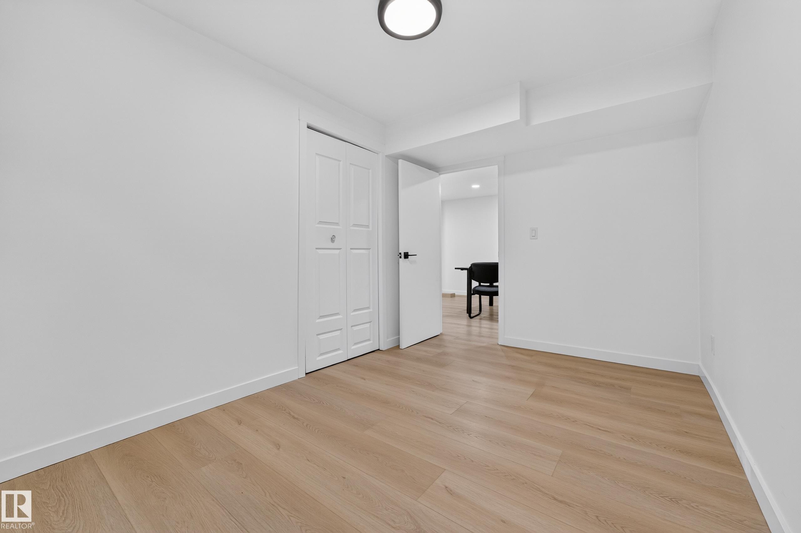 Photo 37 at 6011 93a Avenue NW, Ottewell, Edmonton