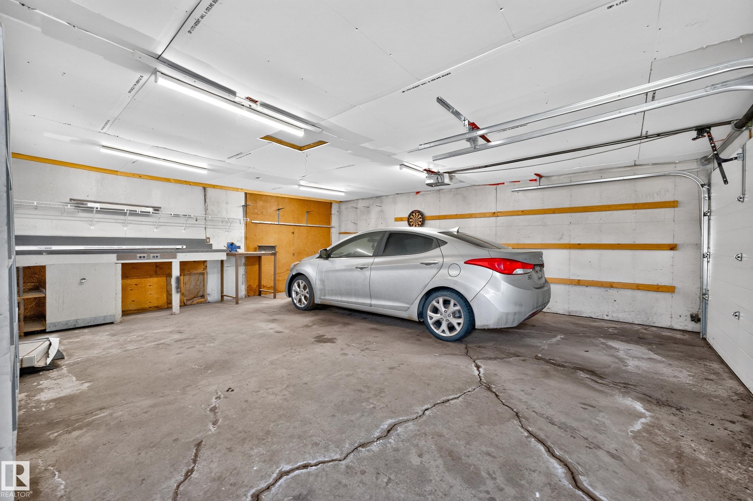 Photo 40 at 6011 93a Avenue NW, Ottewell, Edmonton