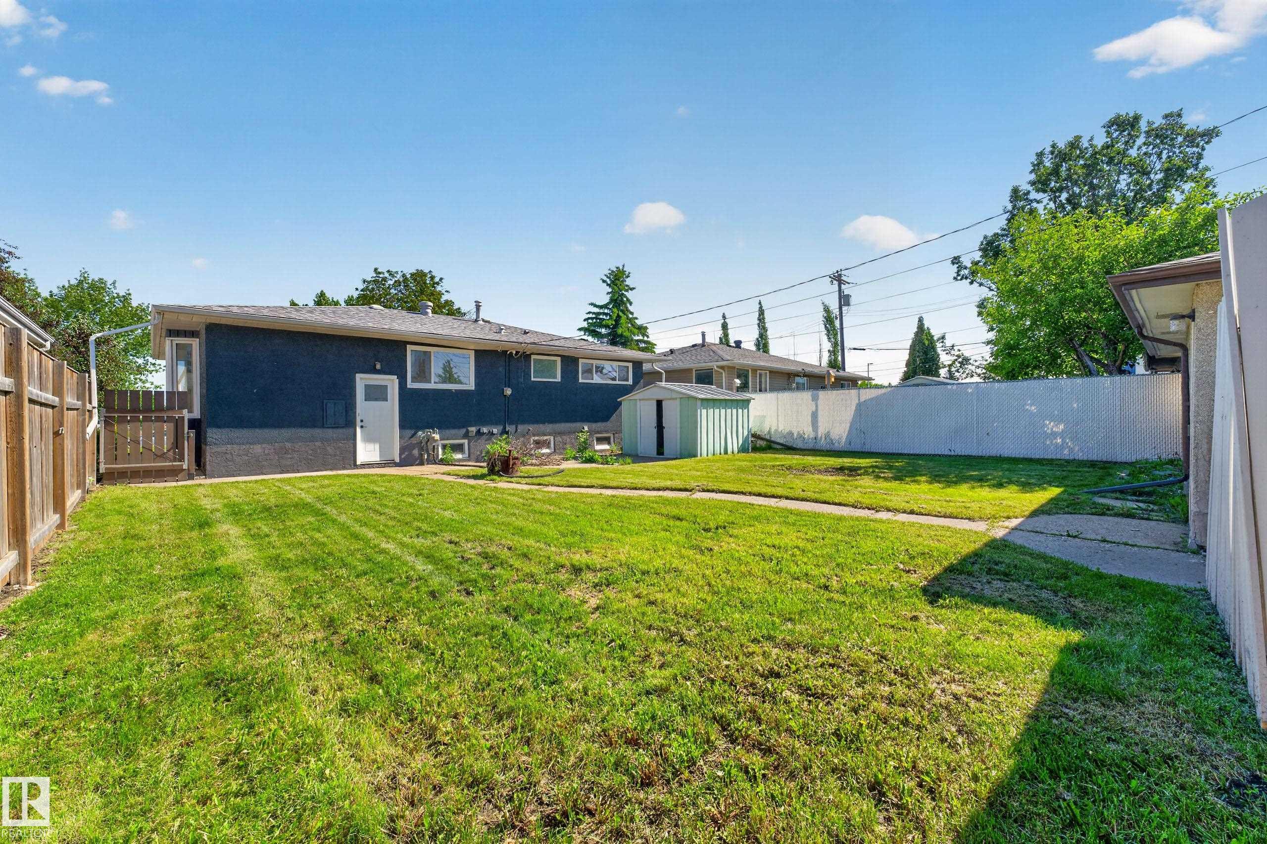 Photo 45 at 6011 93a Avenue NW, Ottewell, Edmonton