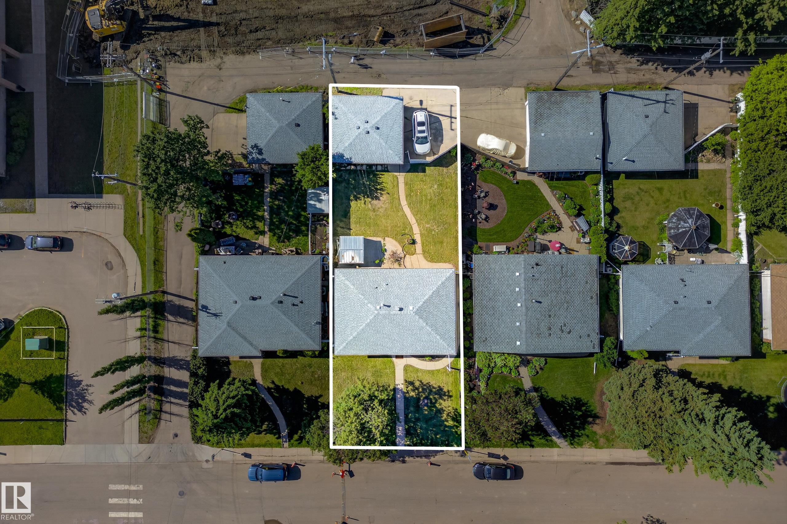 Photo 46 at 6011 93a Avenue NW, Ottewell, Edmonton