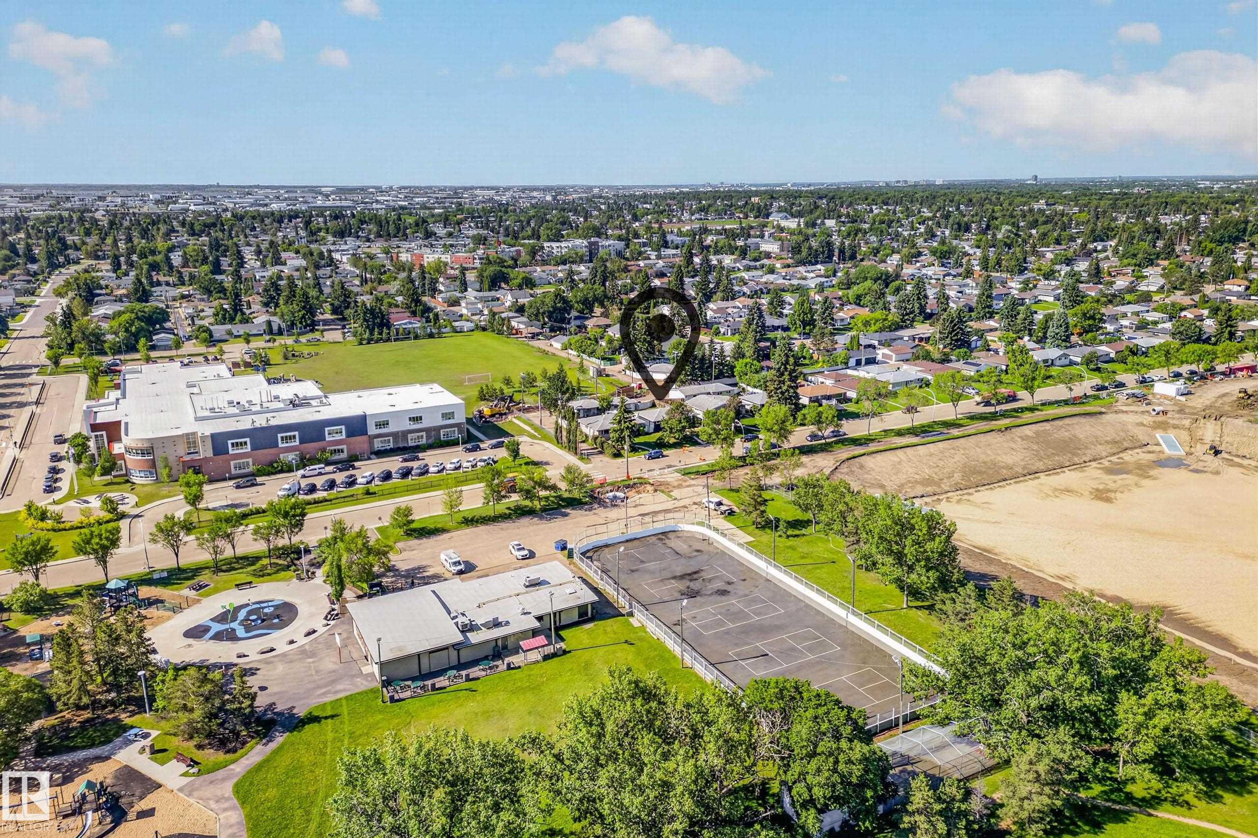 Photo 48 at 6011 93a Avenue NW, Ottewell, Edmonton