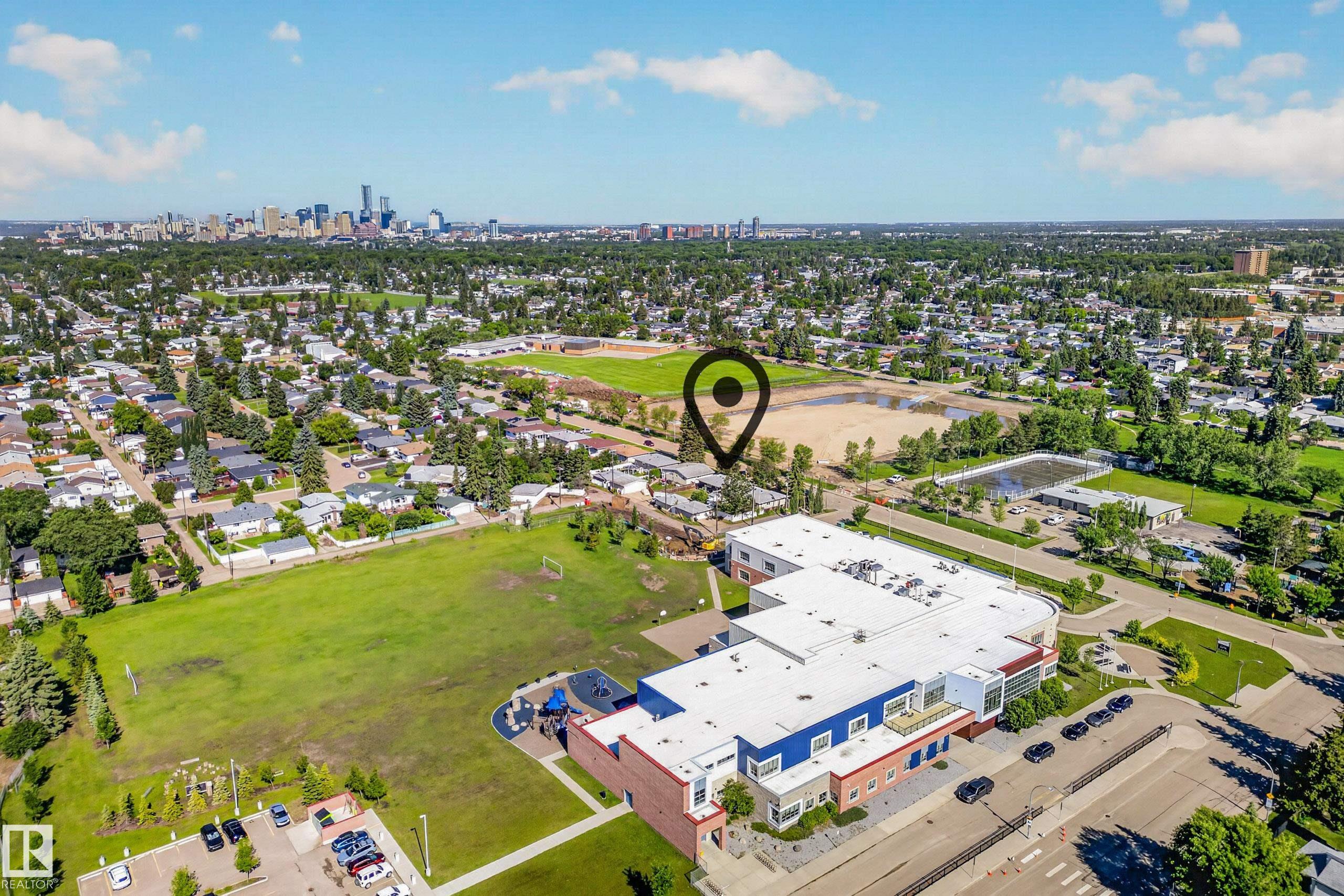Photo 49 at 6011 93a Avenue NW, Ottewell, Edmonton