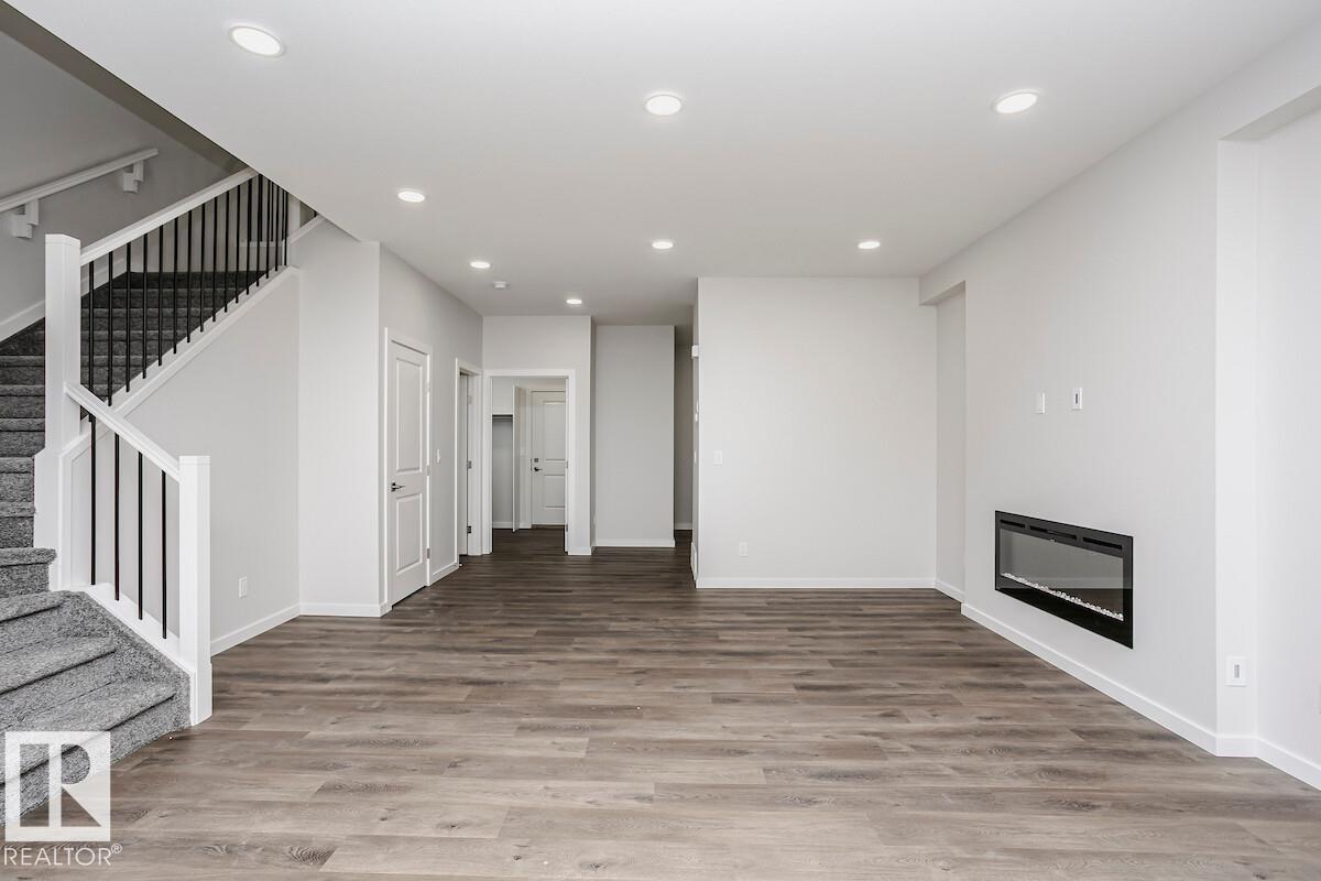Picture for 2815 62 ST SW