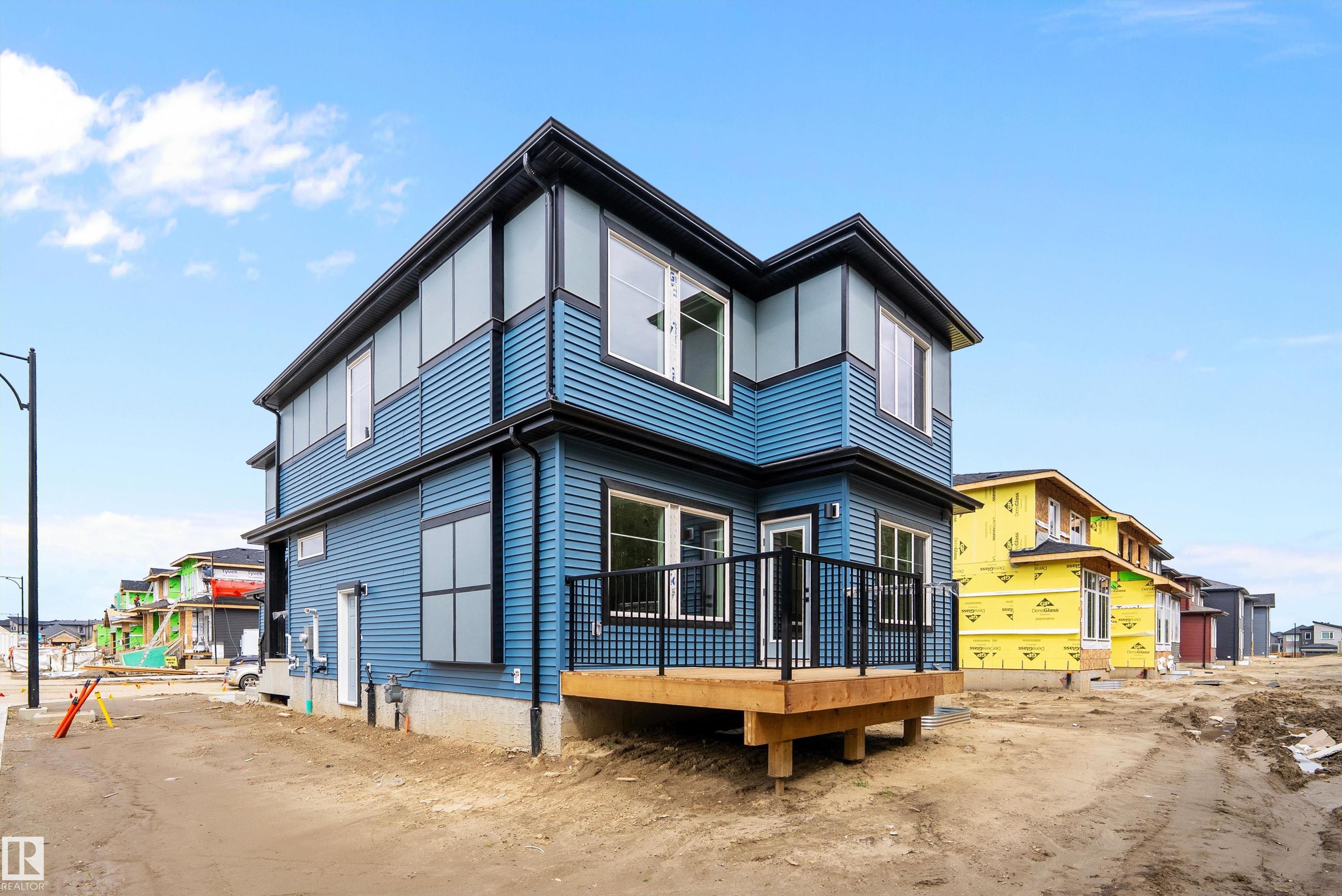 Listing photo thumbnail