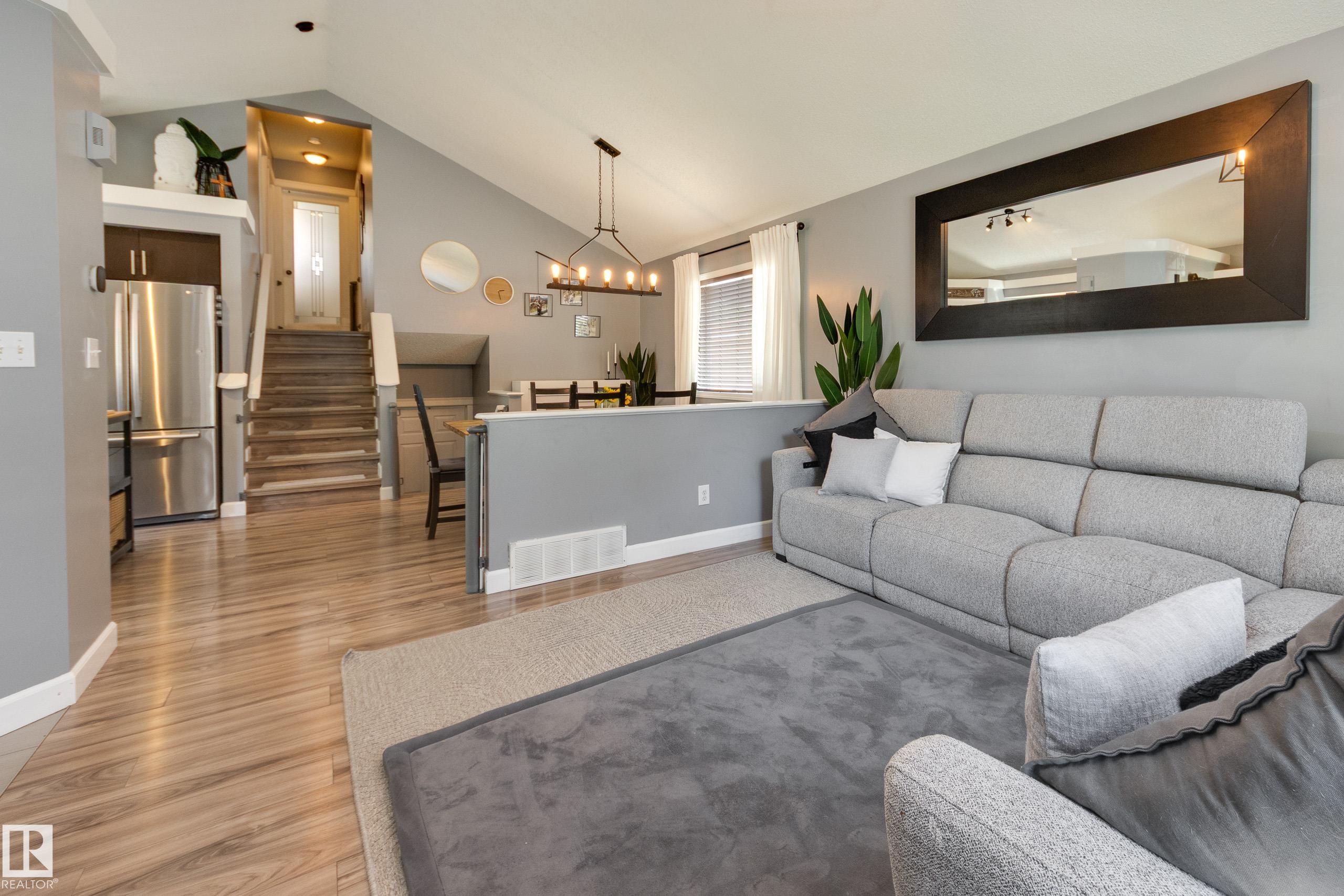 Photo 11 at 7904 13 Avenue SW, Summerside, Edmonton