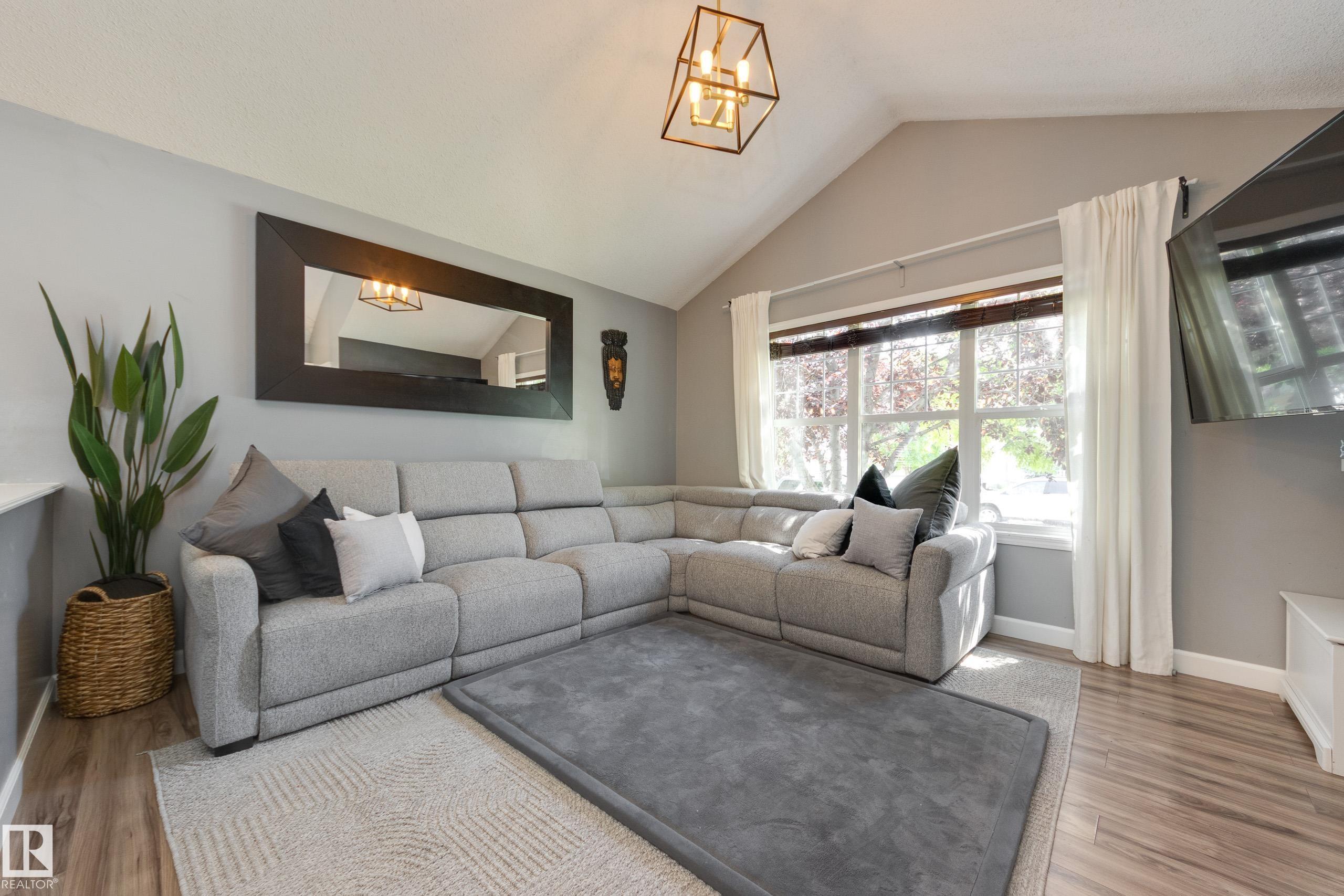 Photo 9 at 7904 13 Avenue SW, Summerside, Edmonton
