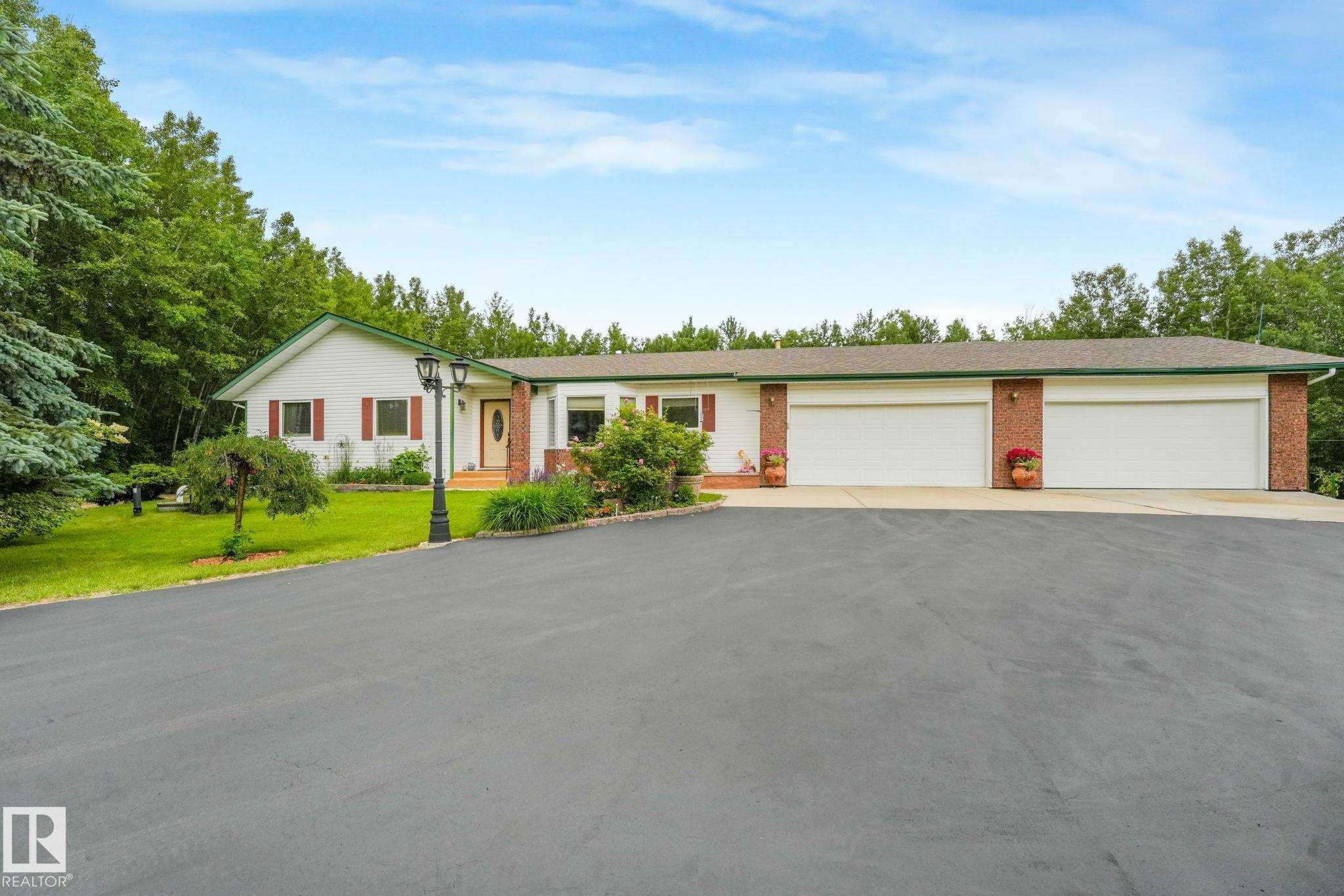 #170 21252 TWP ROAD 530