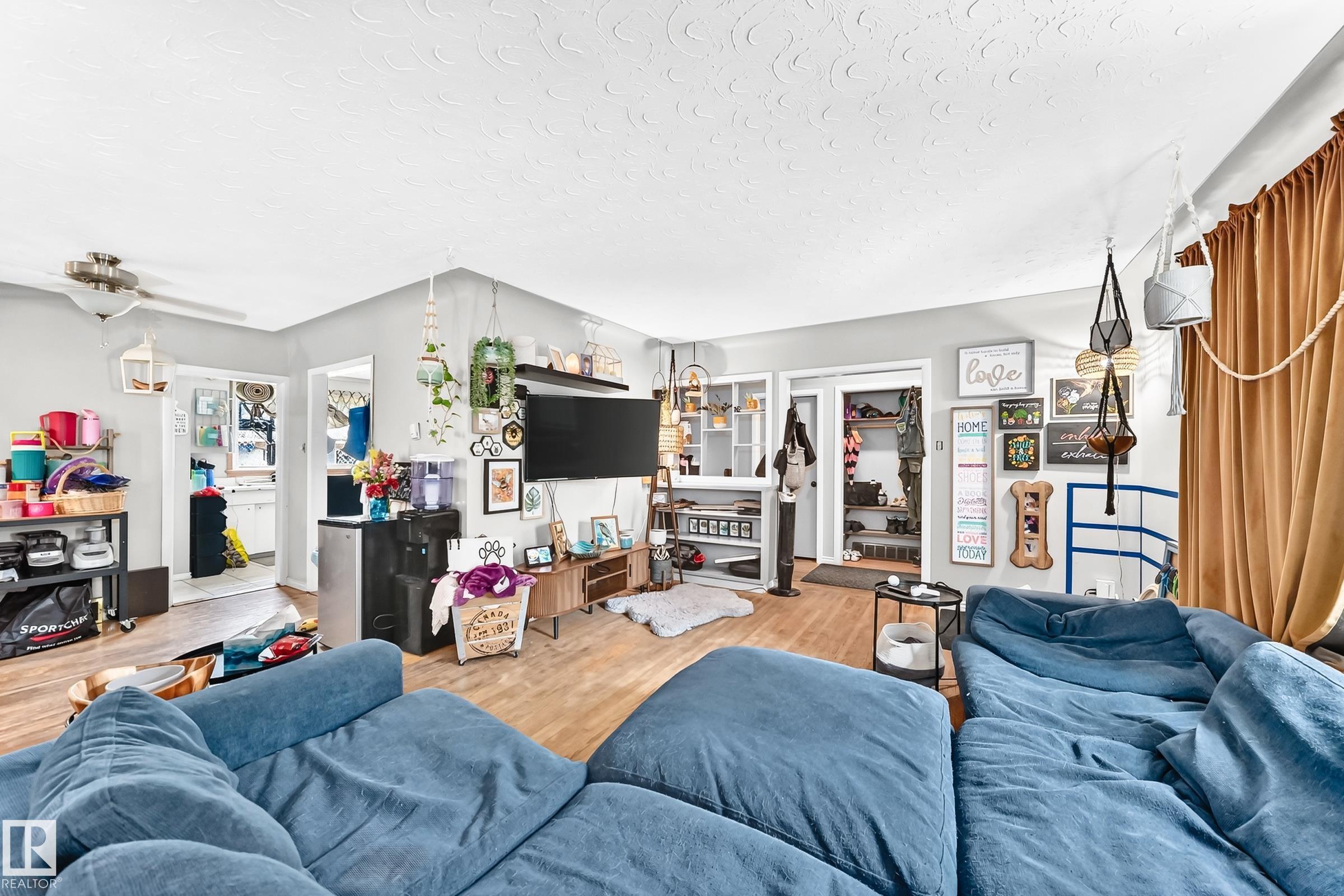 Photo 17 at 12718 126 Street NW, Calder, Edmonton