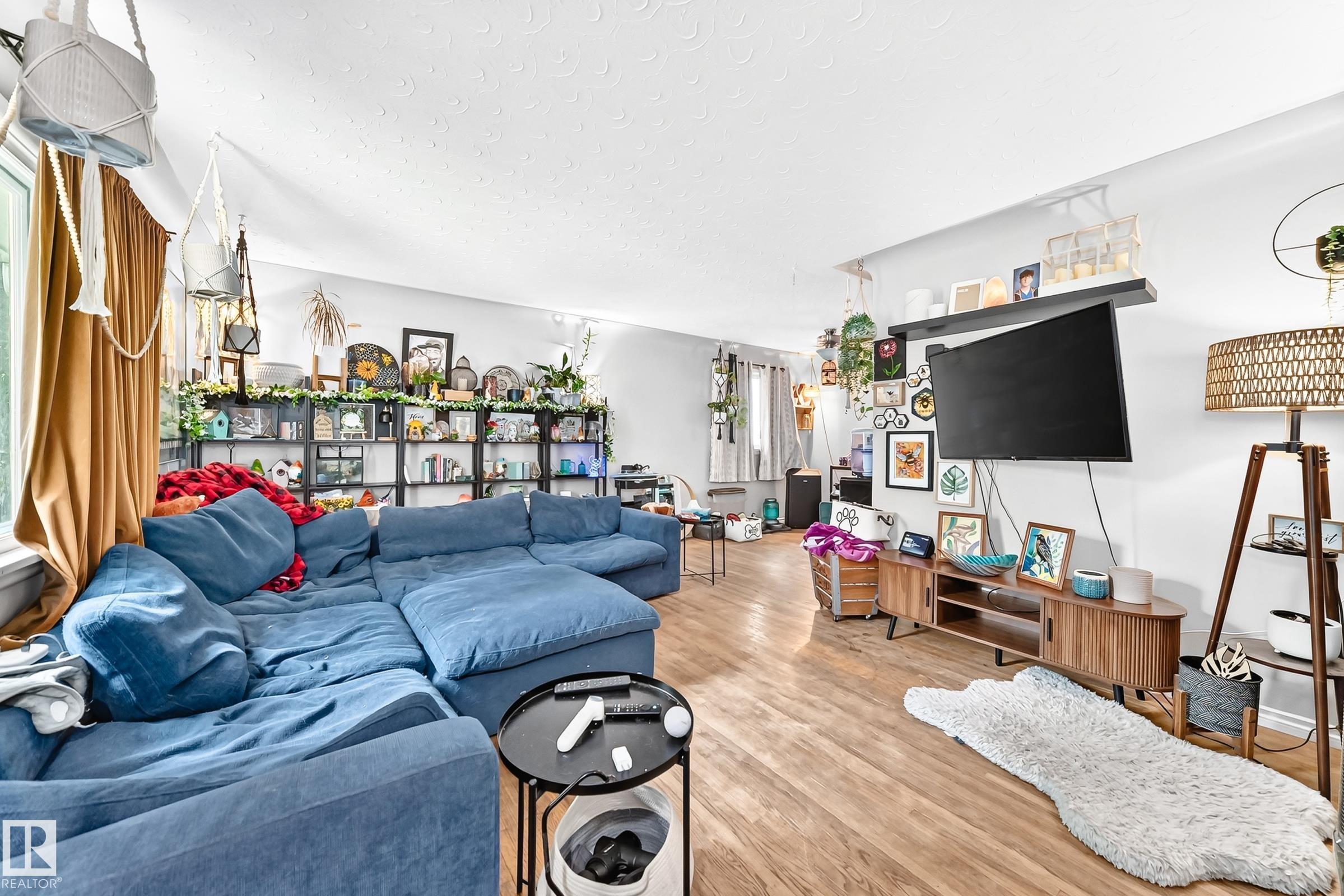 Photo 18 at 12718 126 Street NW, Calder, Edmonton