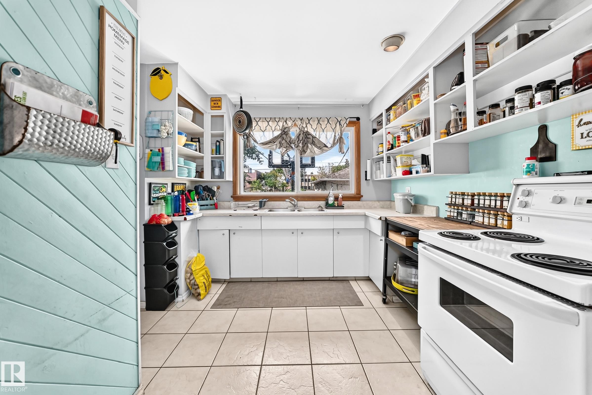 Photo 6 at 12718 126 Street NW, Calder, Edmonton