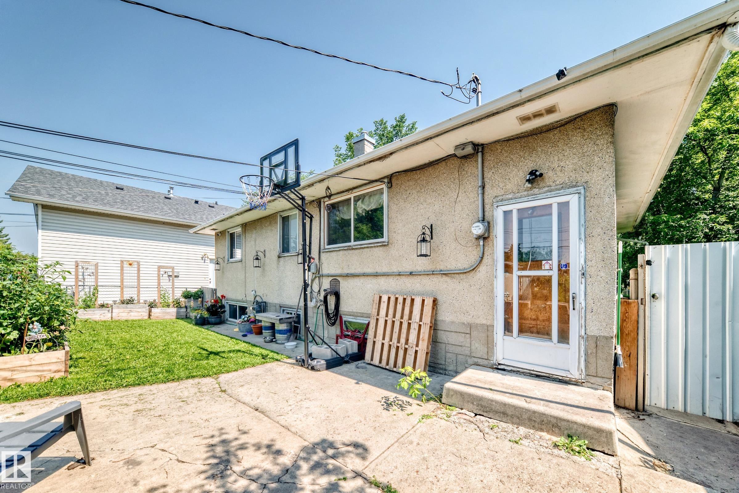 Photo 53 at 12718 126 Street NW, Calder, Edmonton