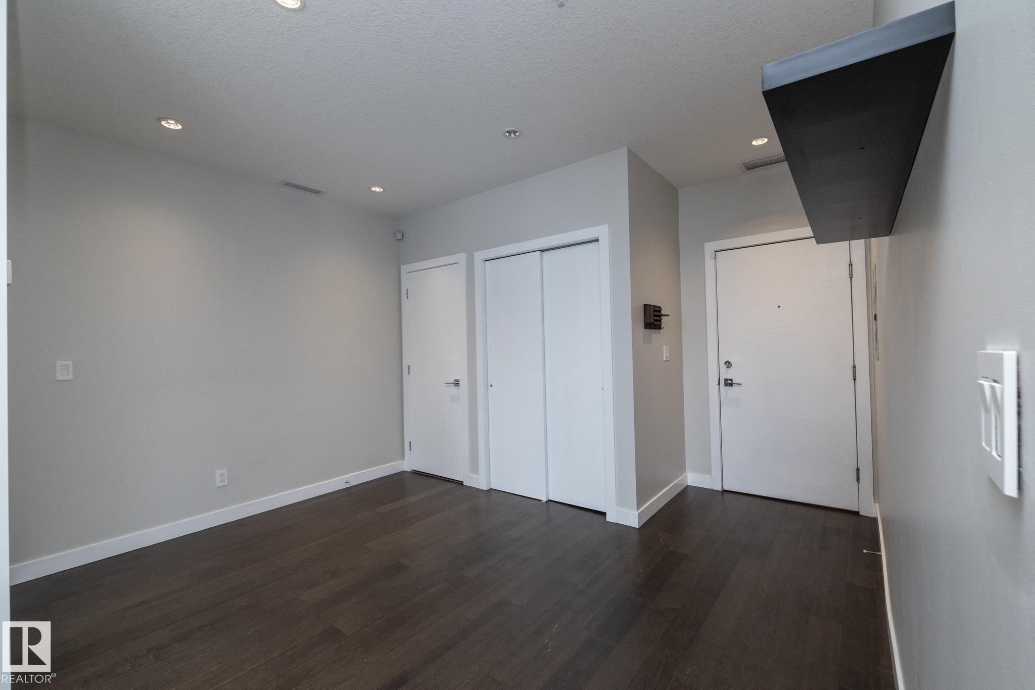 1201 - 10238 103 Street NW, Downtown, Edmonton