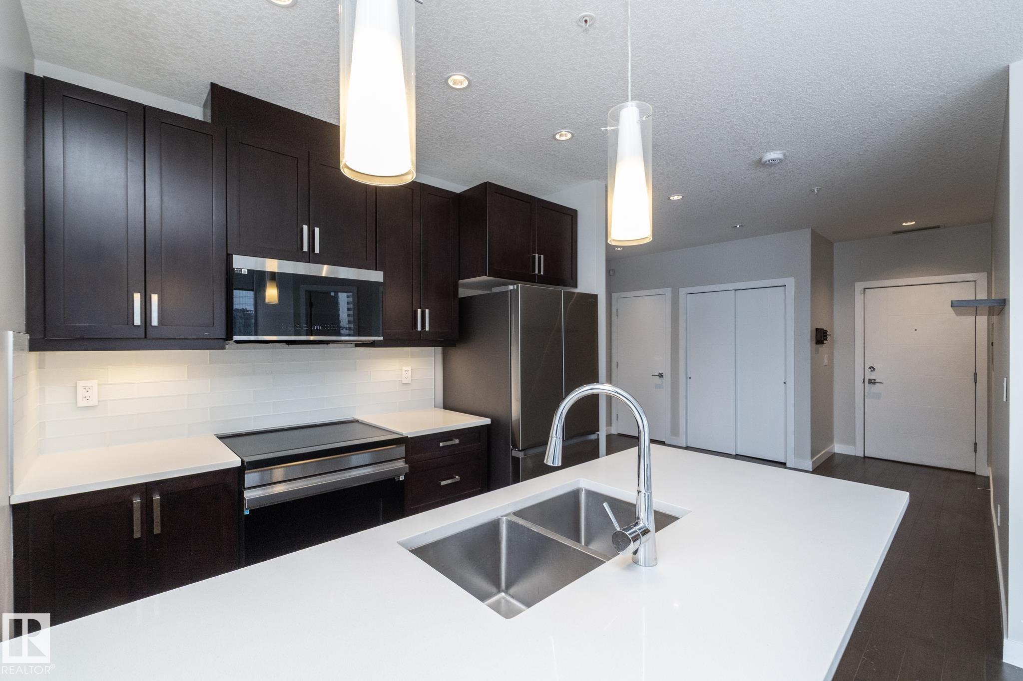 Photo 6 at 1201 - 10238 103 Street NW, Downtown, Edmonton