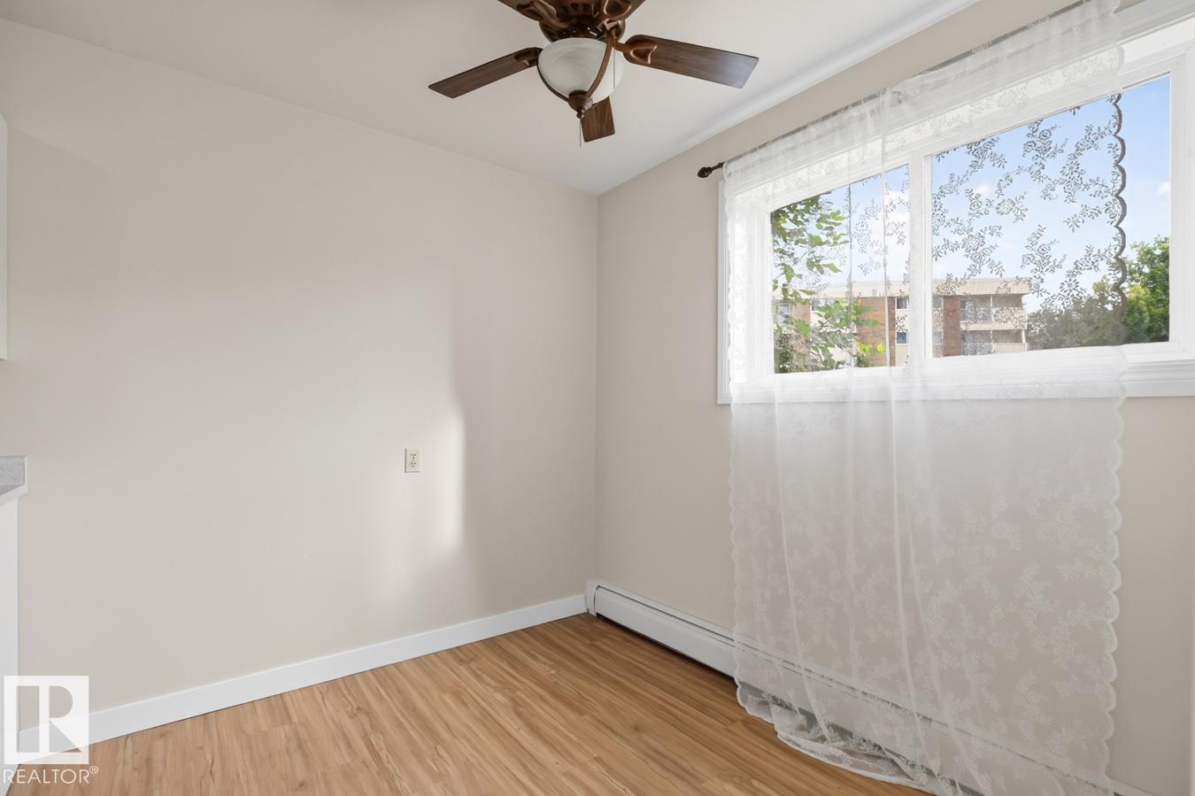 Photo 13 at 5 - 11265 31 Avenue NW, Sweet Grass, Edmonton