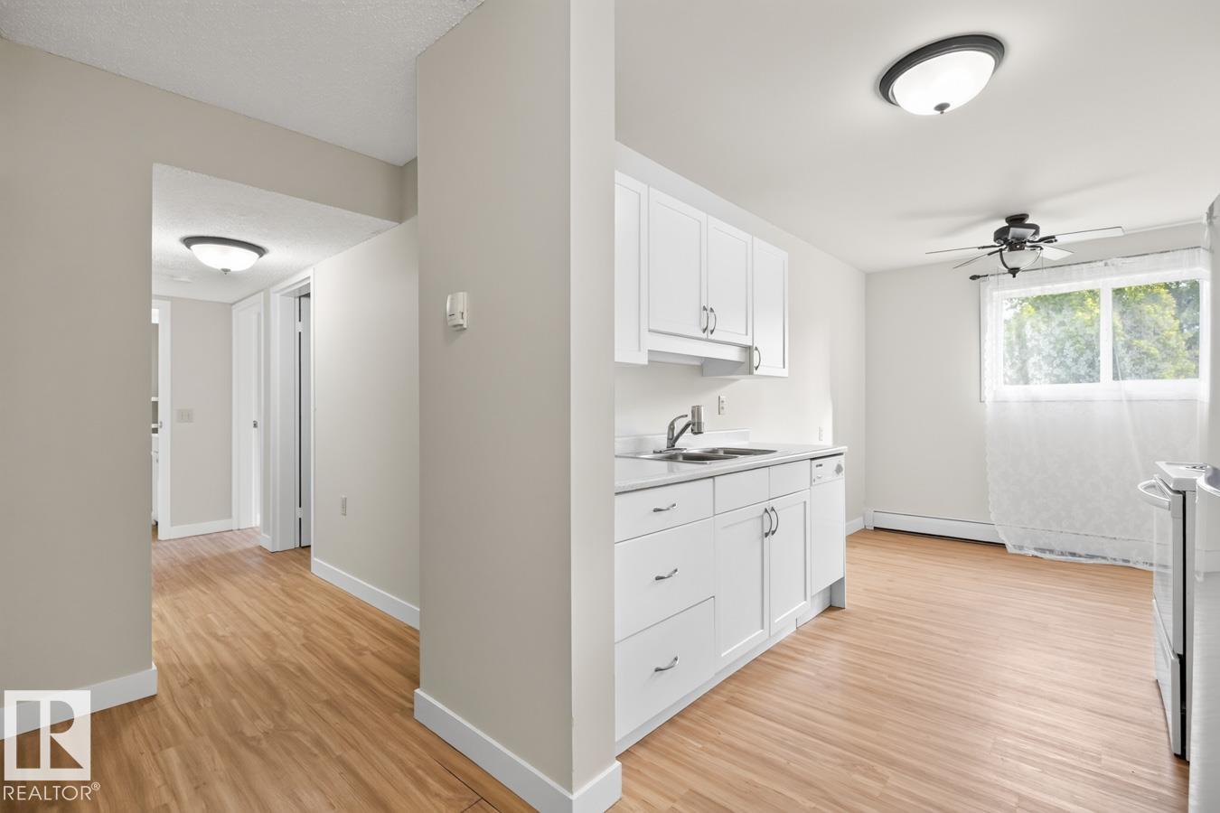Photo 17 at 5 - 11265 31 Avenue NW, Sweet Grass, Edmonton