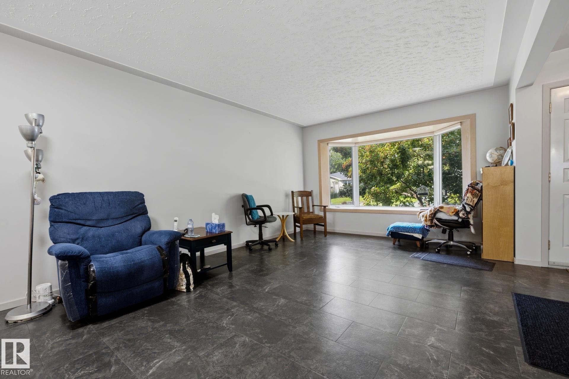 Photo 23 at 9503 54 Street NW, Ottewell, Edmonton