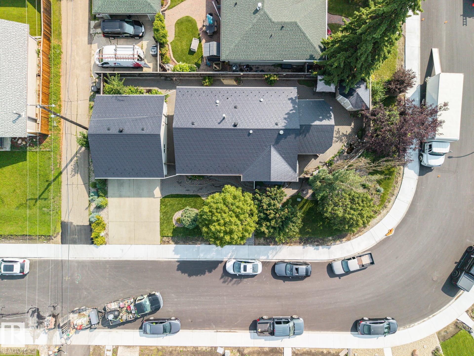Photo 36 at 9503 54 Street NW, Ottewell, Edmonton