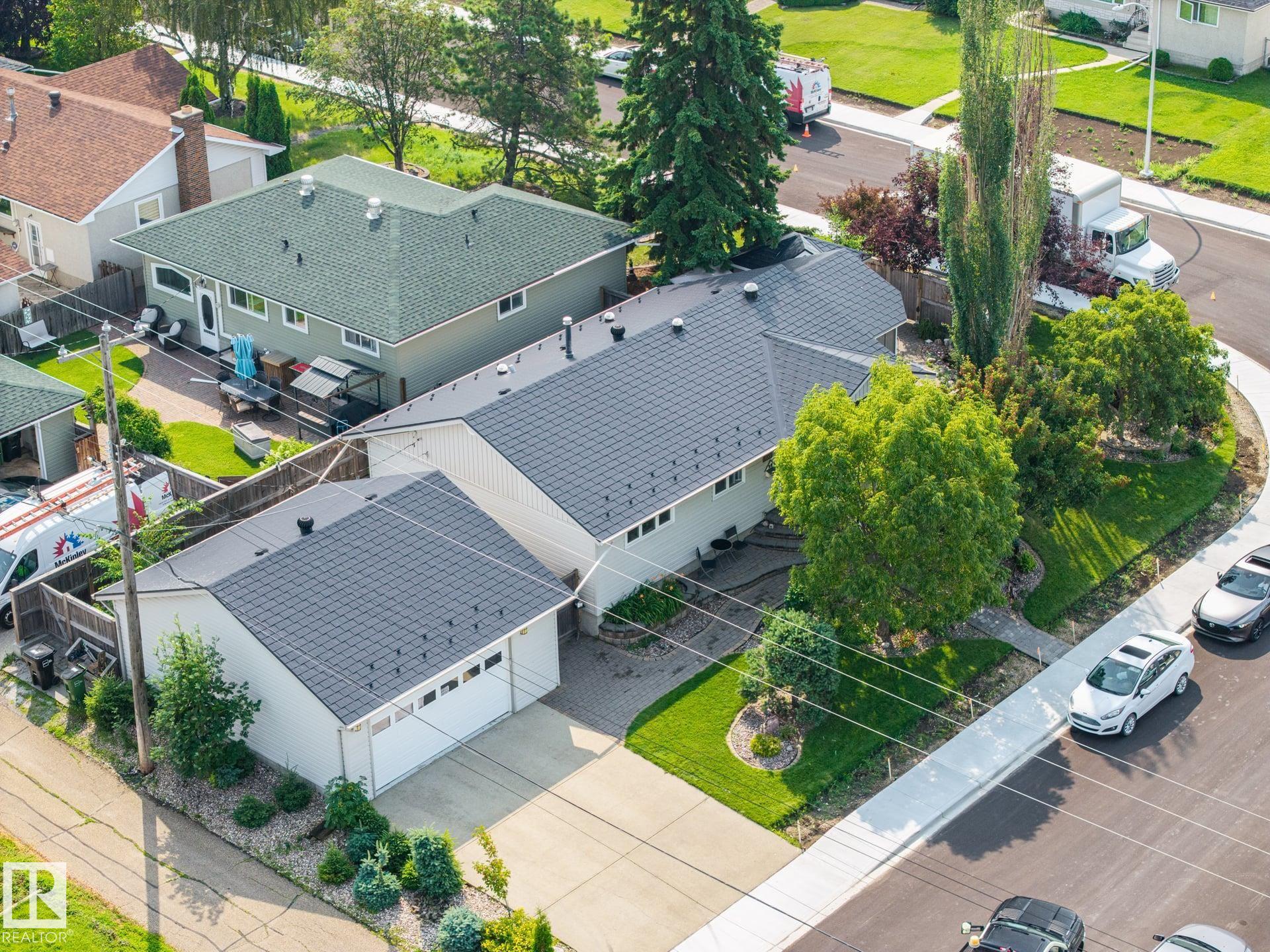 Photo 52 at 9503 54 Street NW, Ottewell, Edmonton