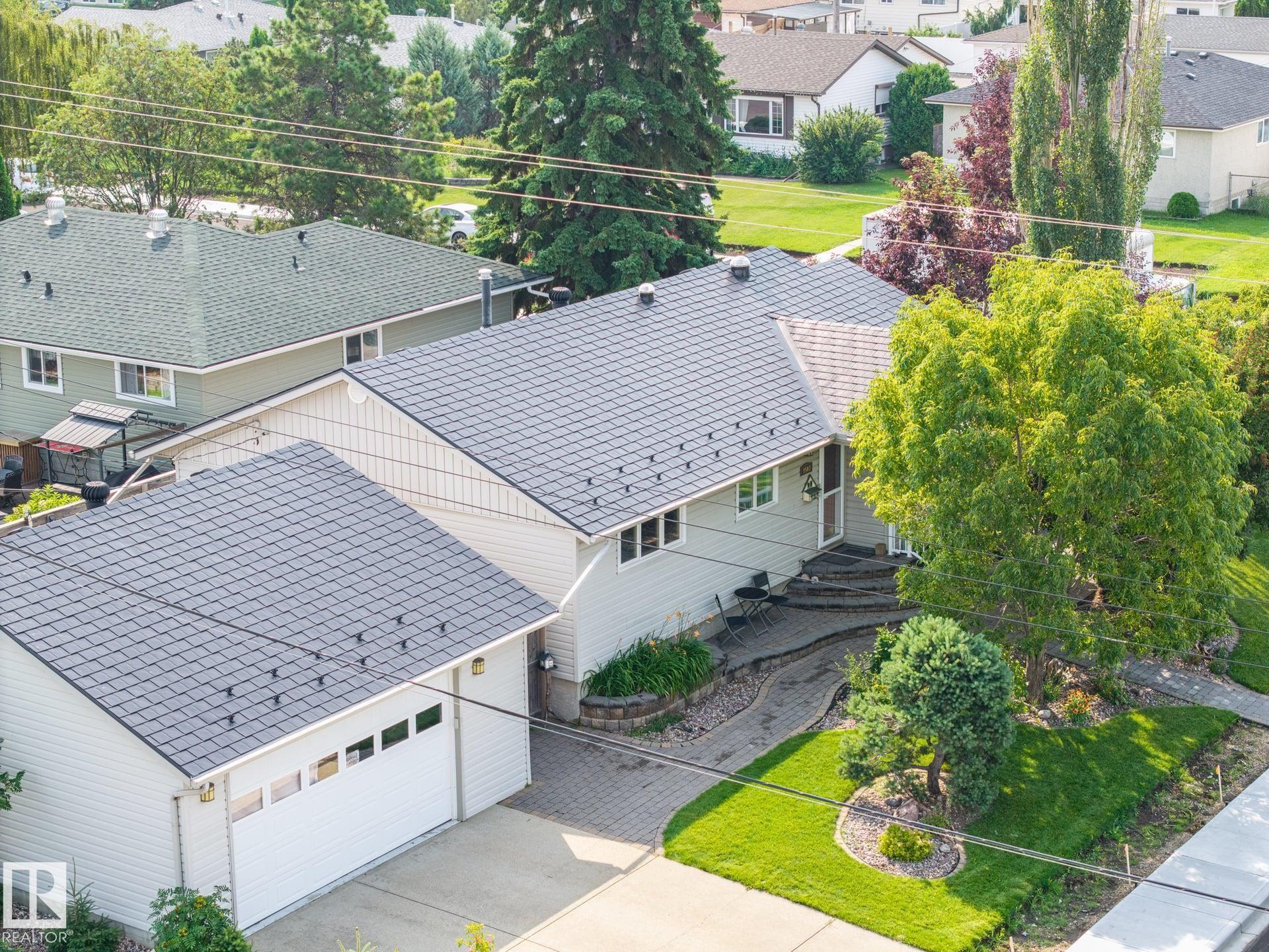 Photo 53 at 9503 54 Street NW, Ottewell, Edmonton