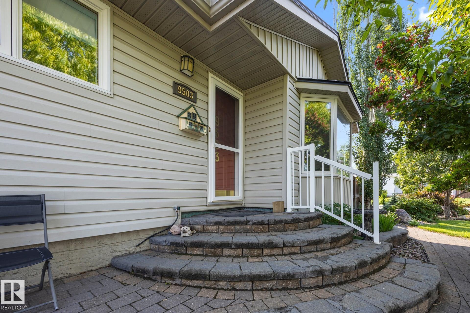 Photo 7 at 9503 54 Street NW, Ottewell, Edmonton
