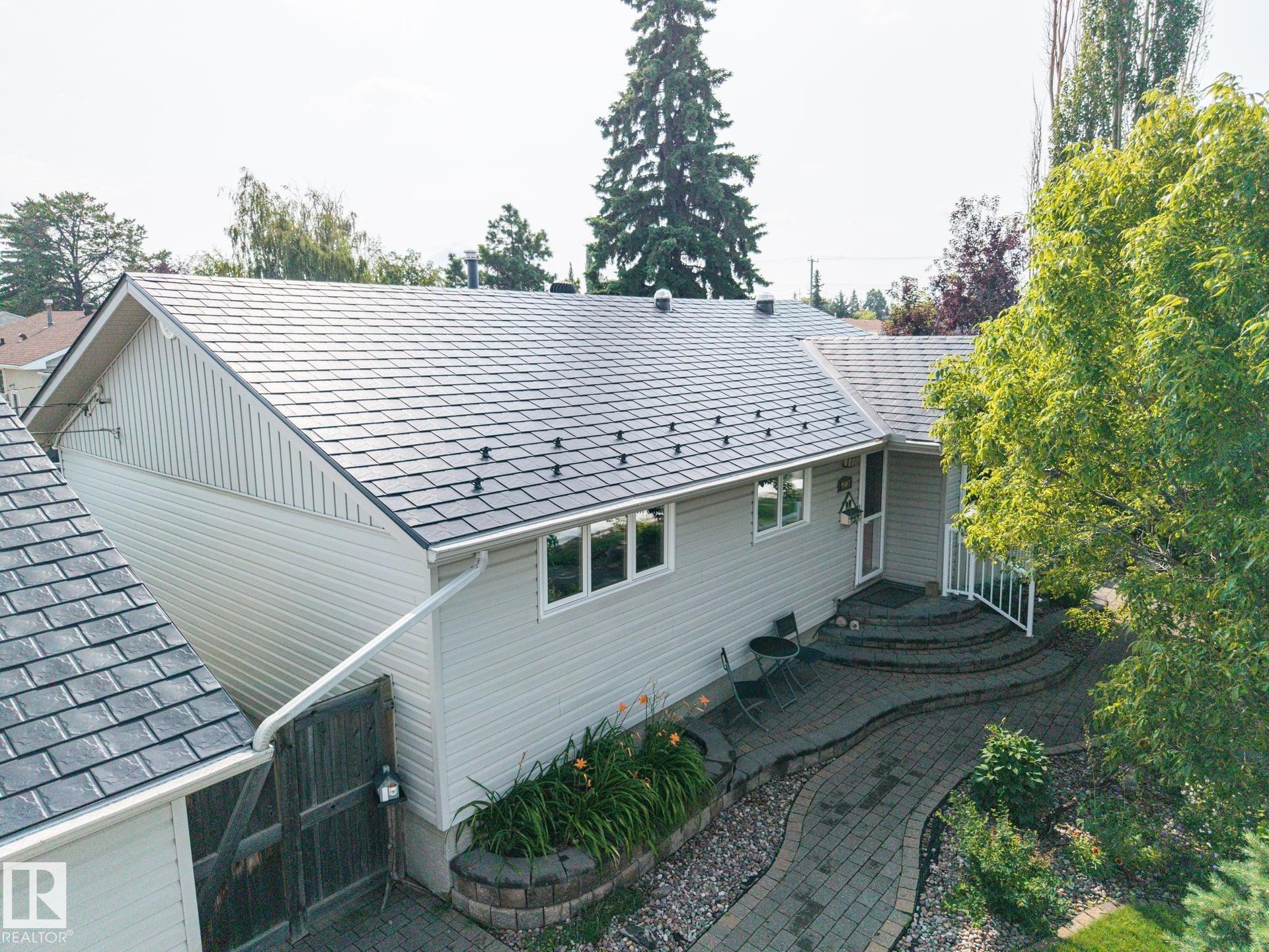 Photo 8 at 9503 54 Street NW, Ottewell, Edmonton