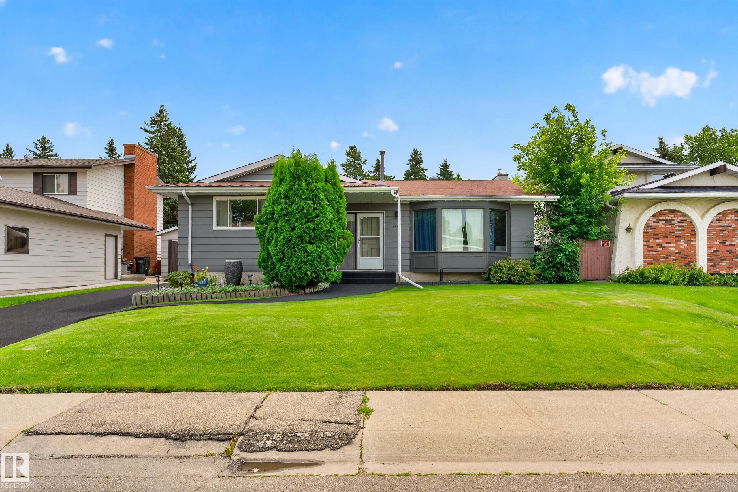 Photo 11 at 11727 27 Avenue NW, Blue Quill, Edmonton