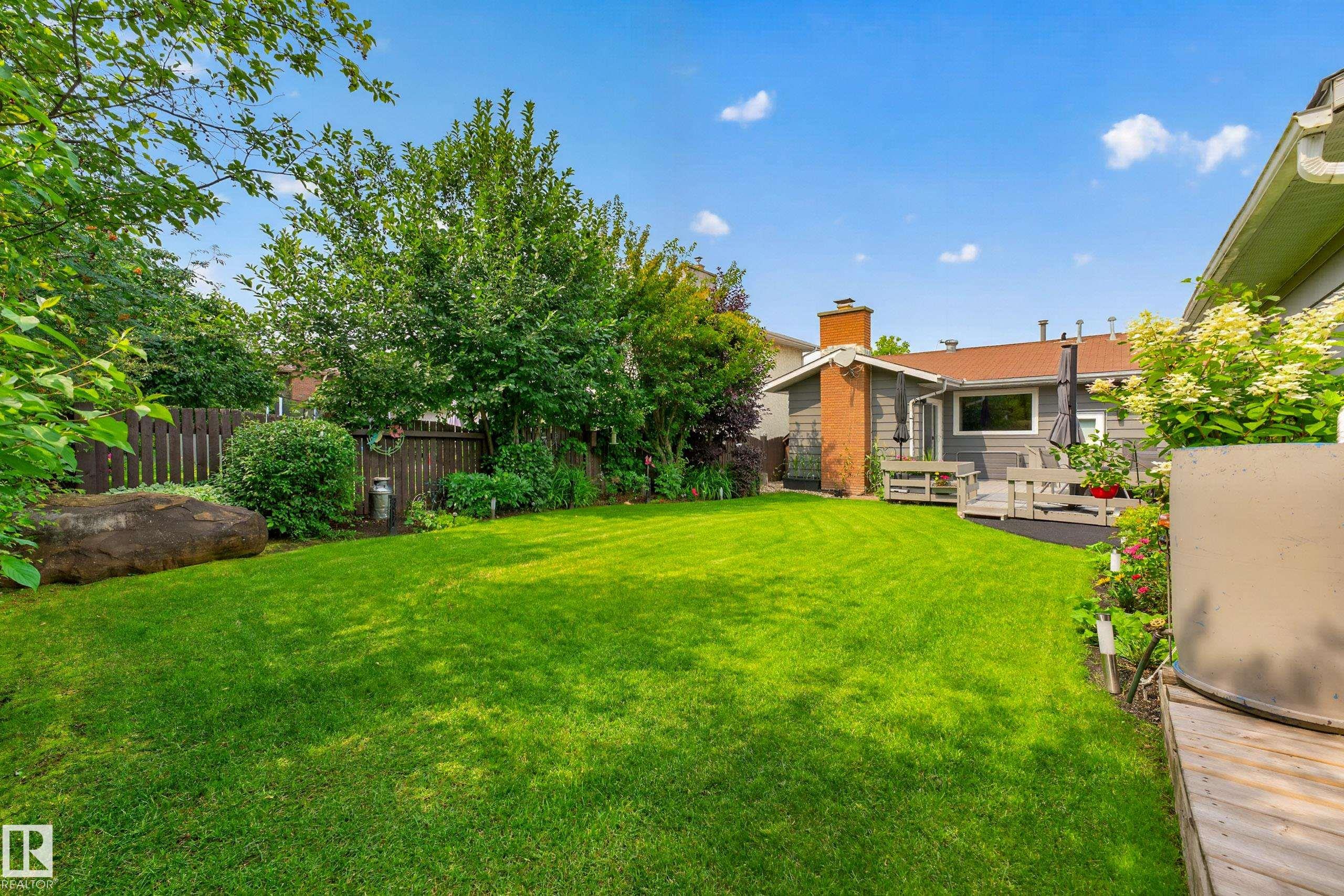 Photo 23 at 11727 27 Avenue NW, Blue Quill, Edmonton