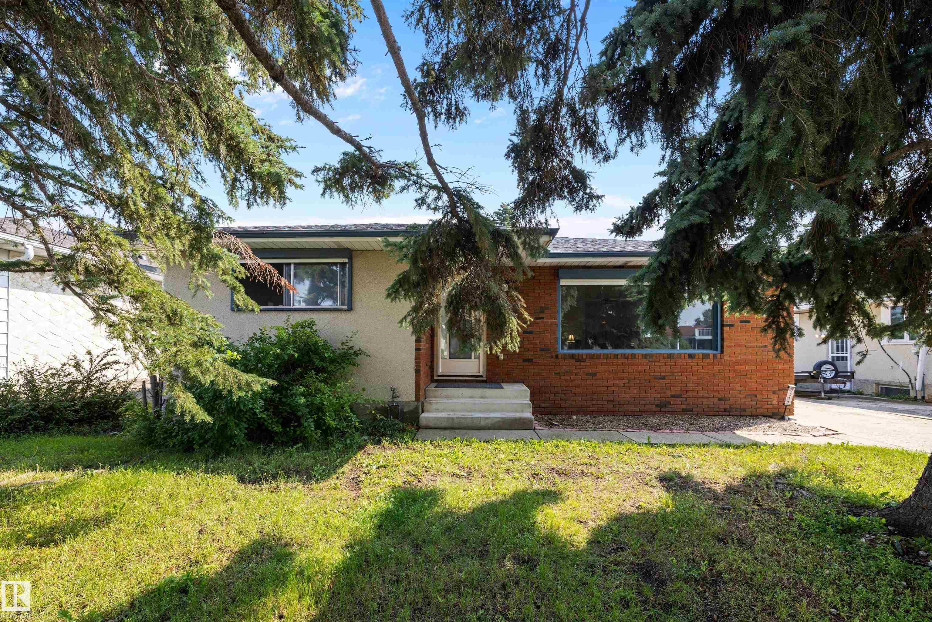 Photo 41 at 3511 73 Street NW, Lee Ridge, Edmonton