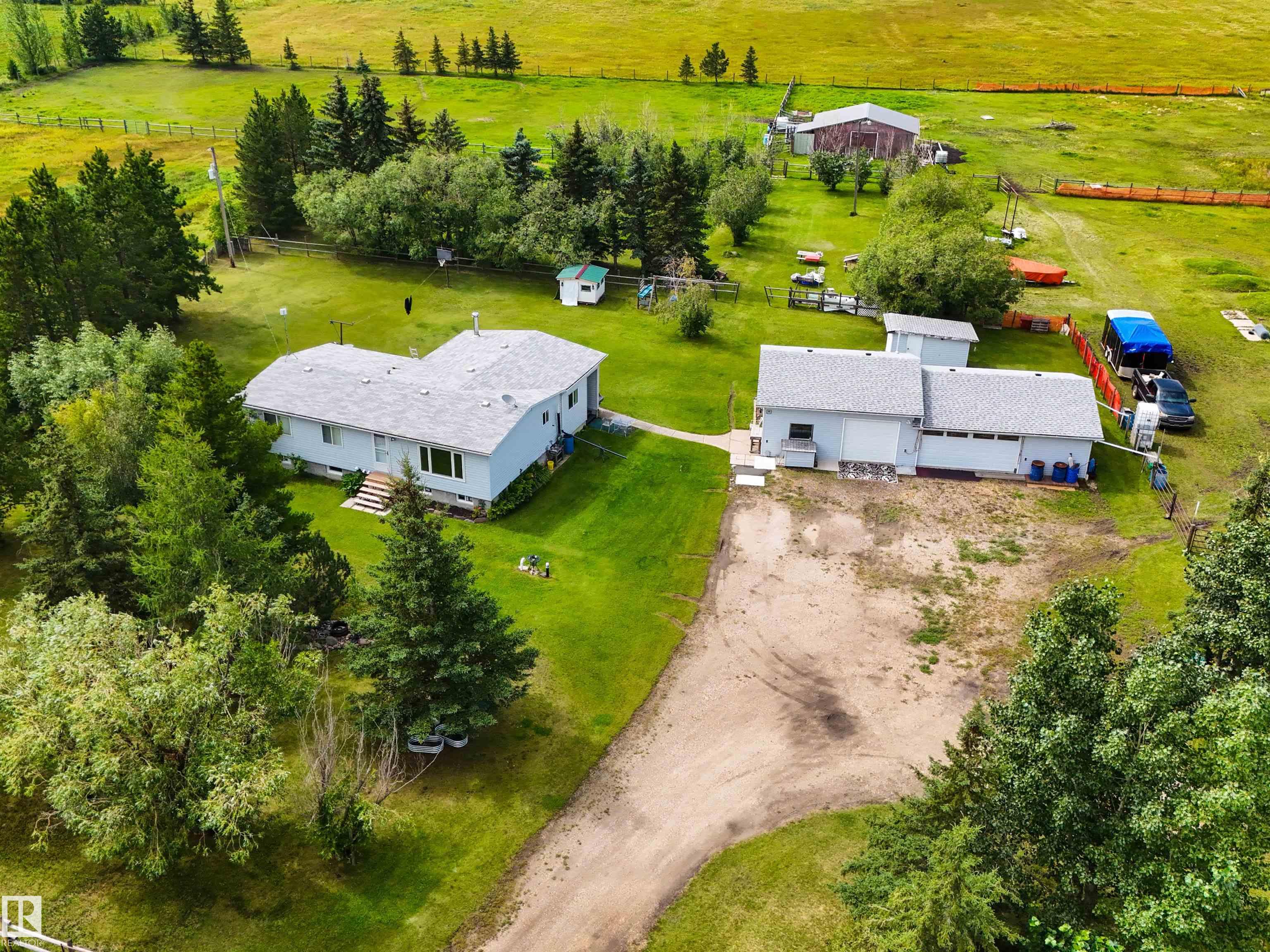 55302 Rge Road 261, None, Rural Sturgeon County