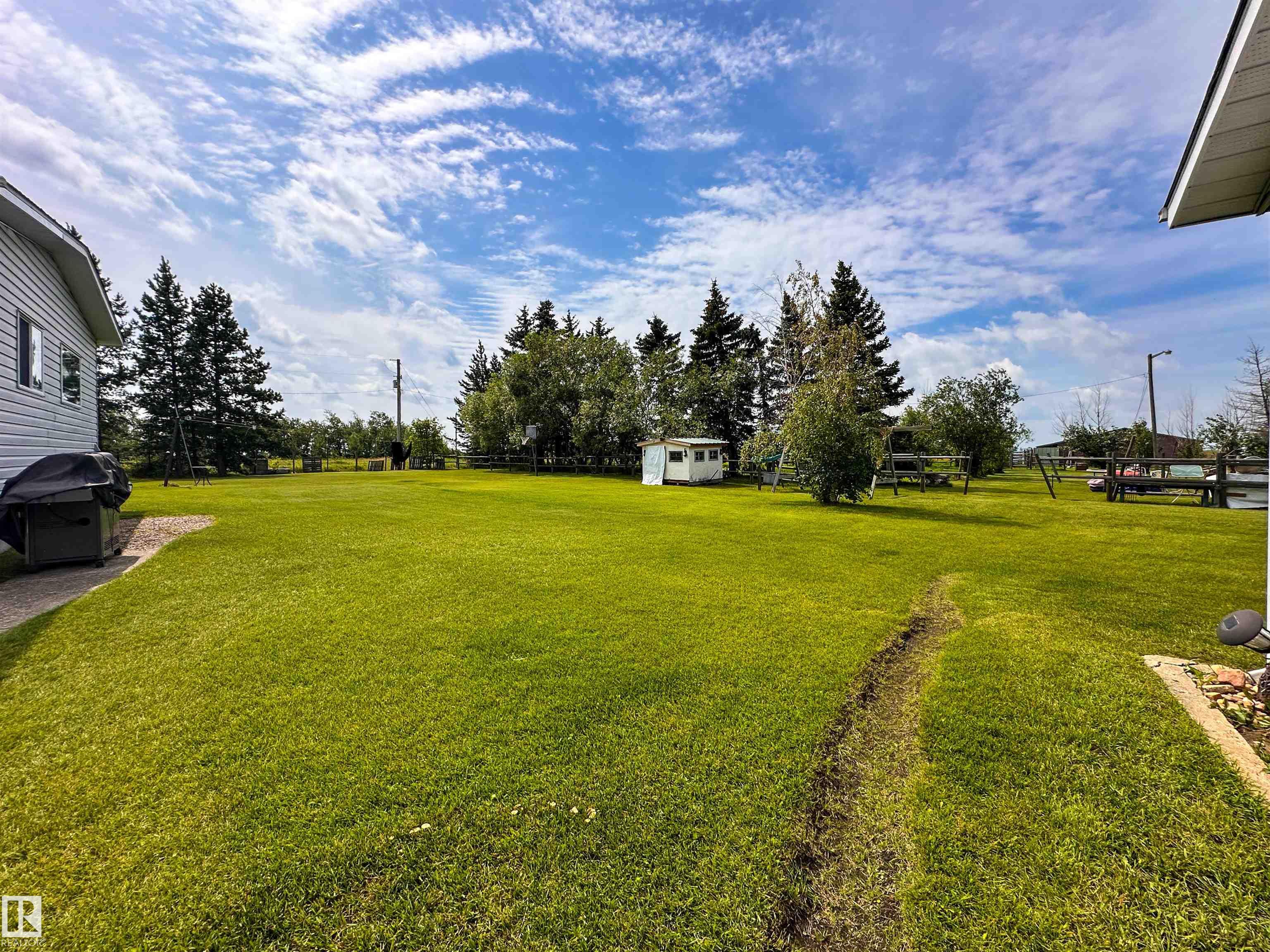 Photo 41 at 55302 Rge Road 261, None, Rural Sturgeon County