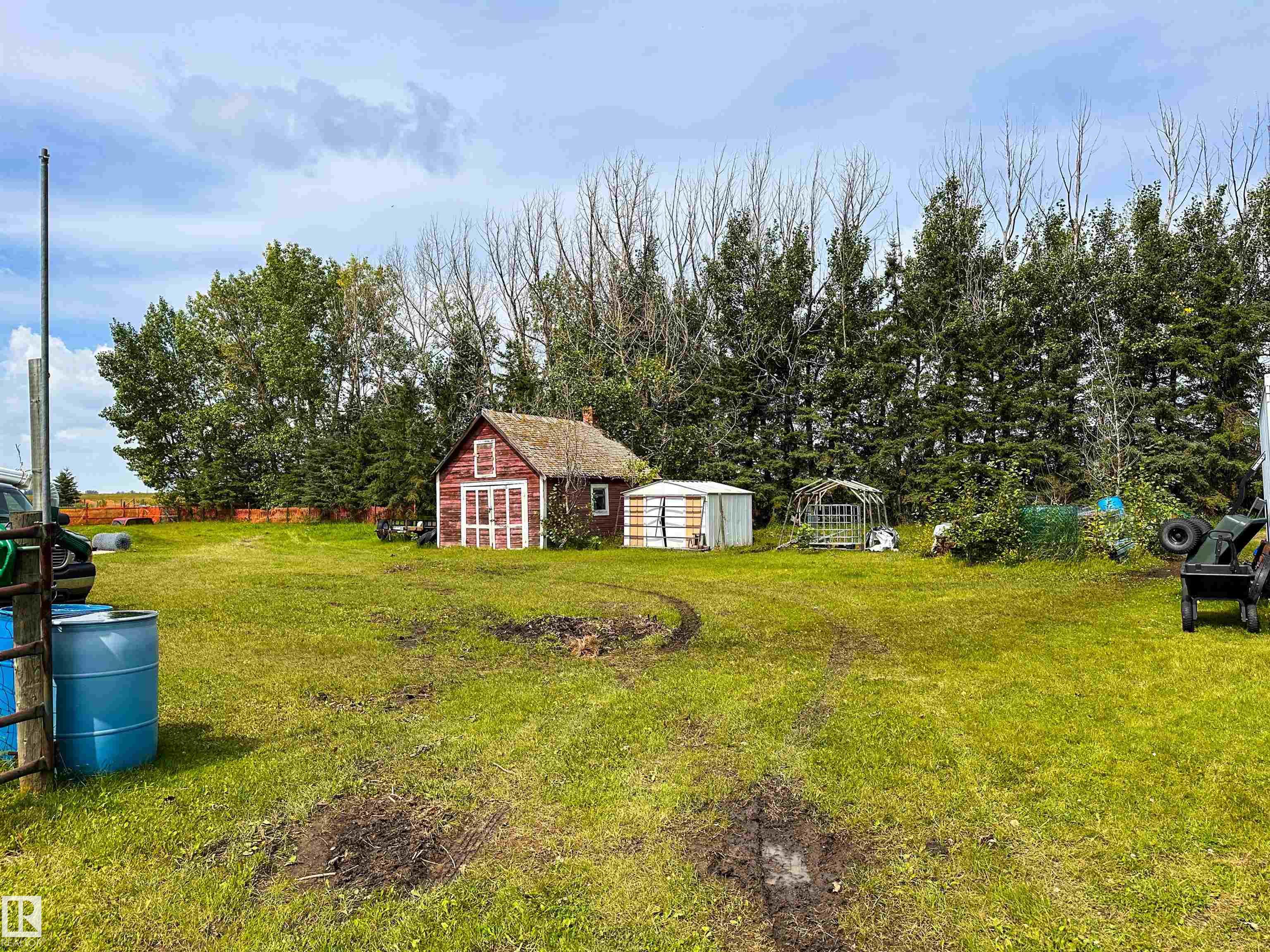 Photo 49 at 55302 Rge Road 261, None, Rural Sturgeon County