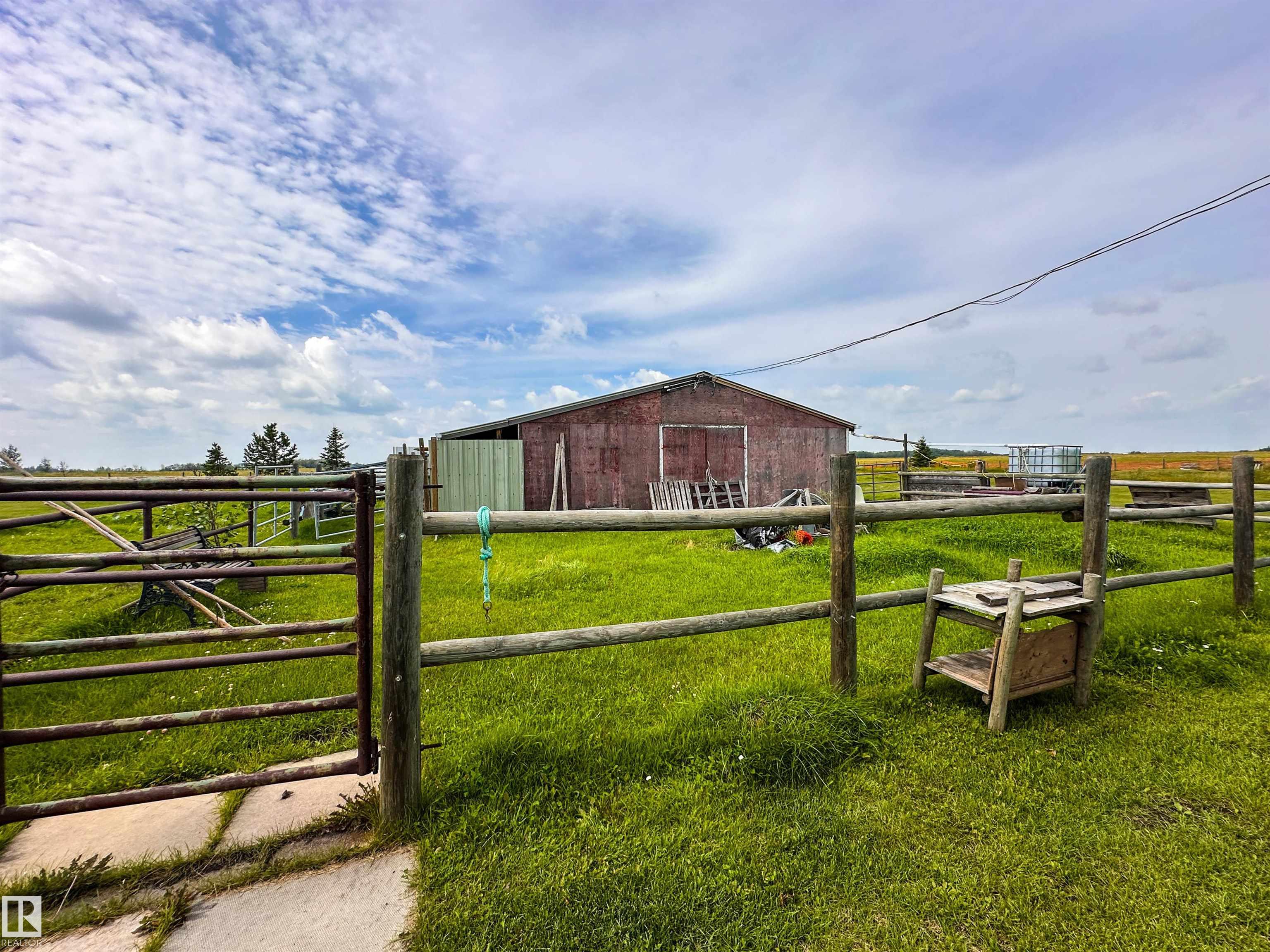 Photo 52 at 55302 Rge Road 261, None, Rural Sturgeon County