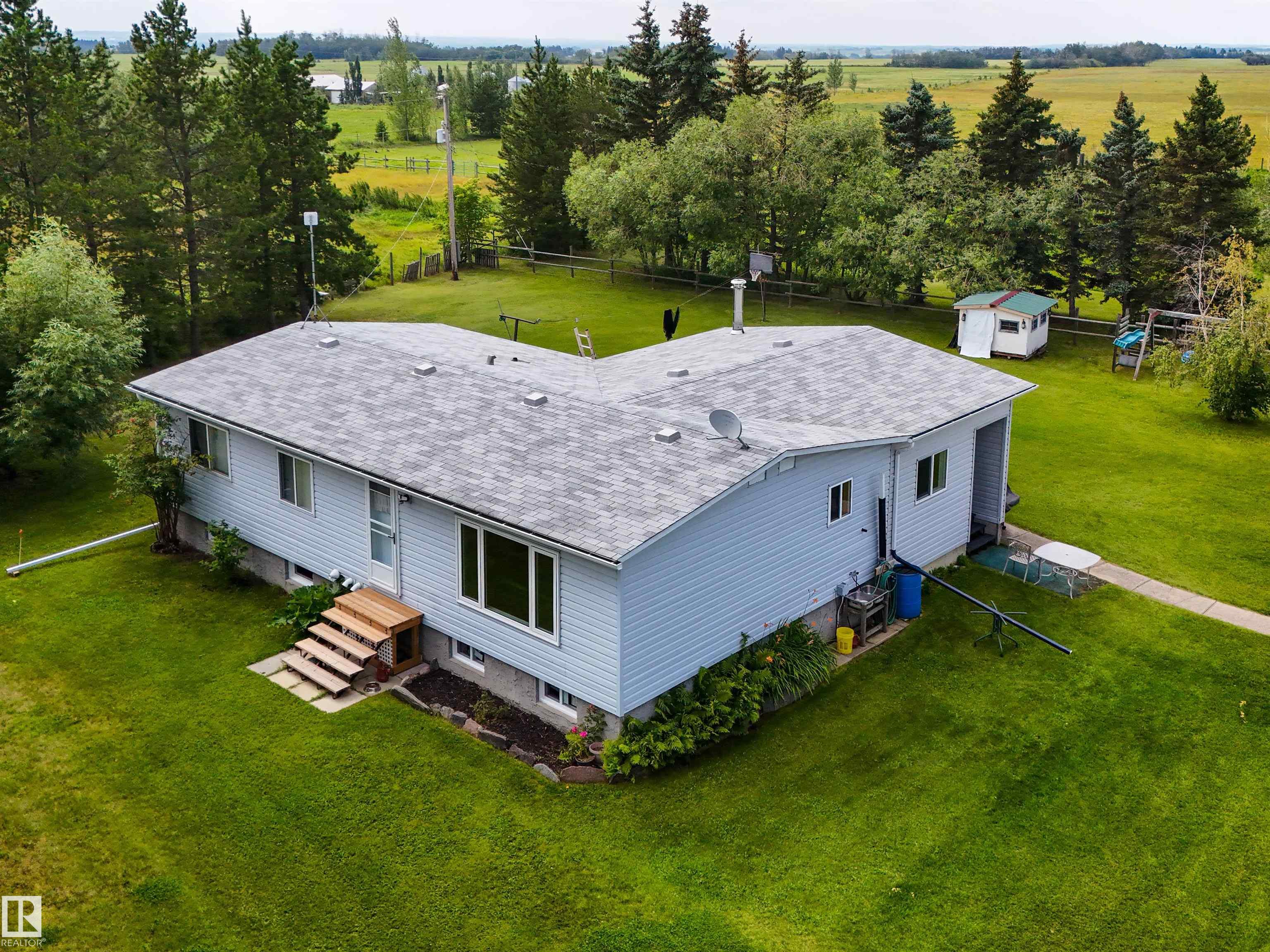 Photo 67 at 55302 Rge Road 261, None, Rural Sturgeon County