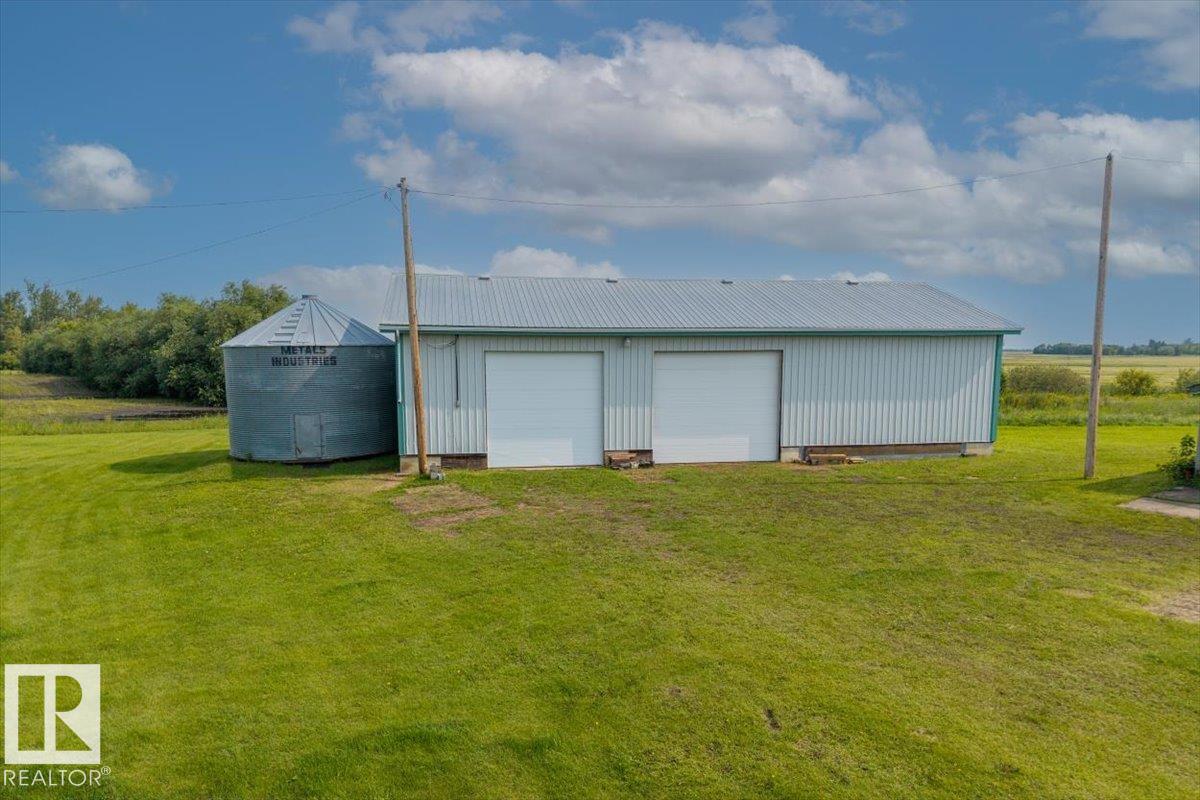 Photo 43 at 22507 Twp Road 564, None, Rural Sturgeon County
