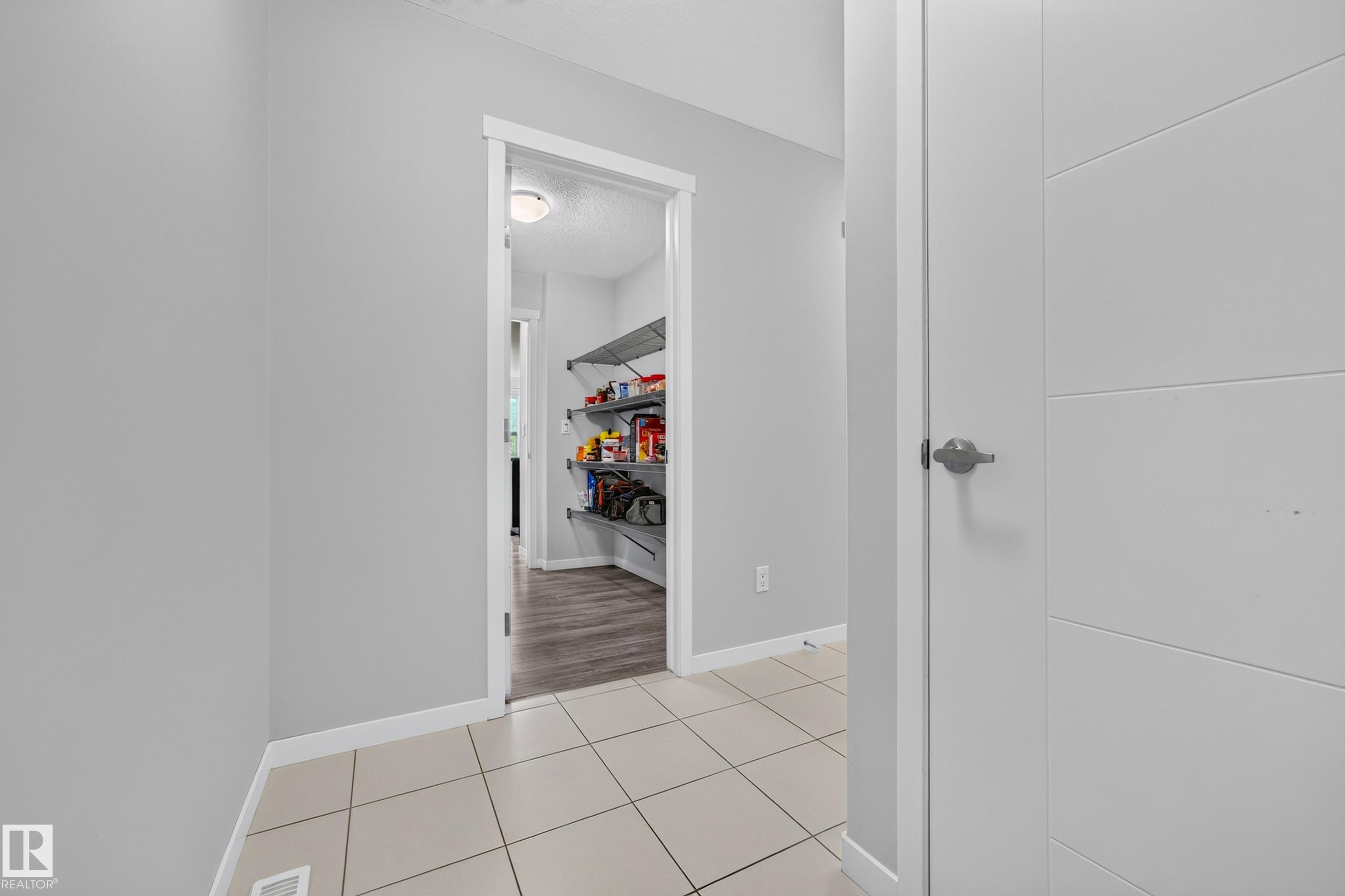 Photo 22 at 3519 8 Street NW, Maple Crest, Edmonton
