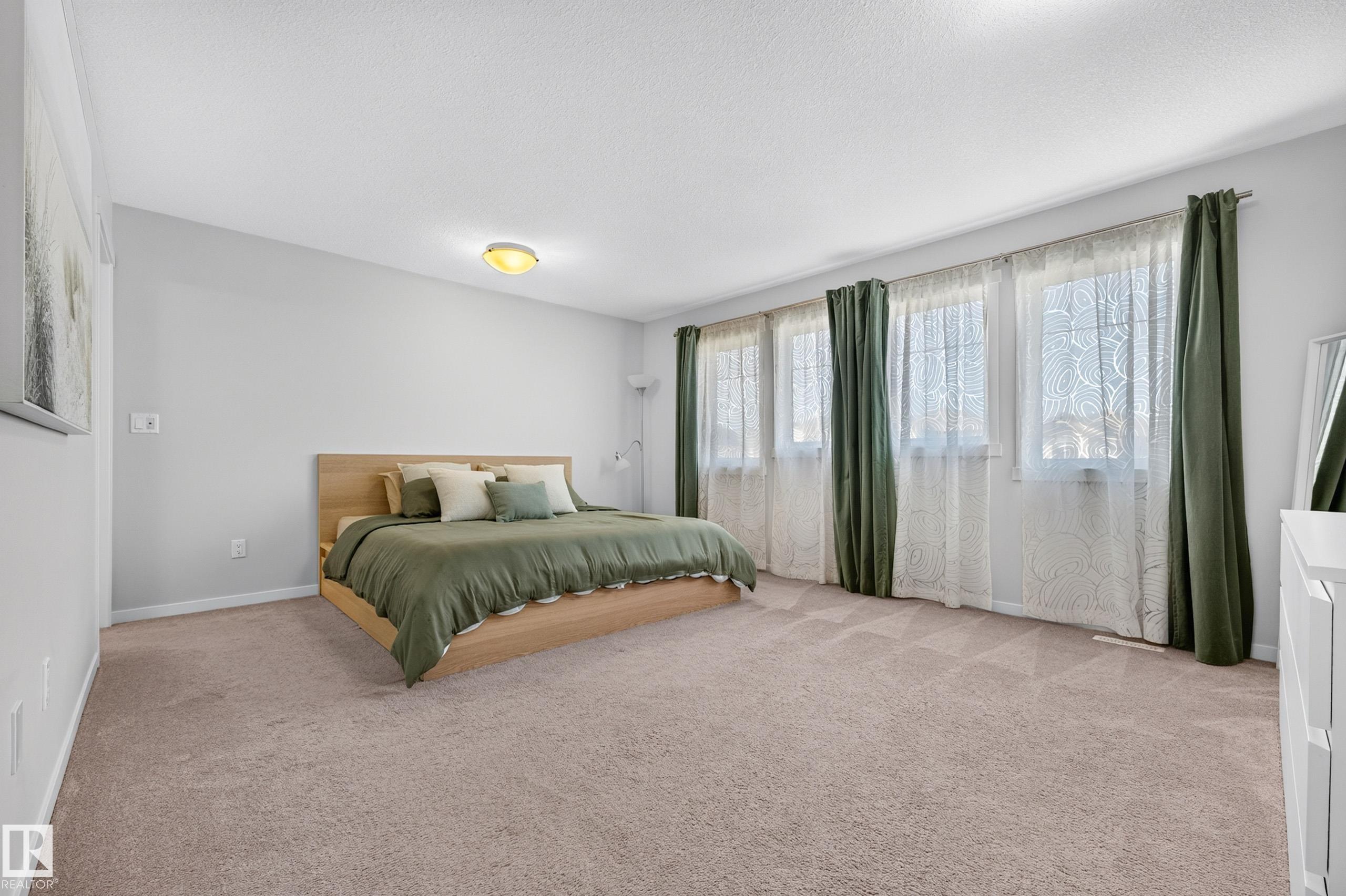 Photo 27 at 3519 8 Street NW, Maple Crest, Edmonton