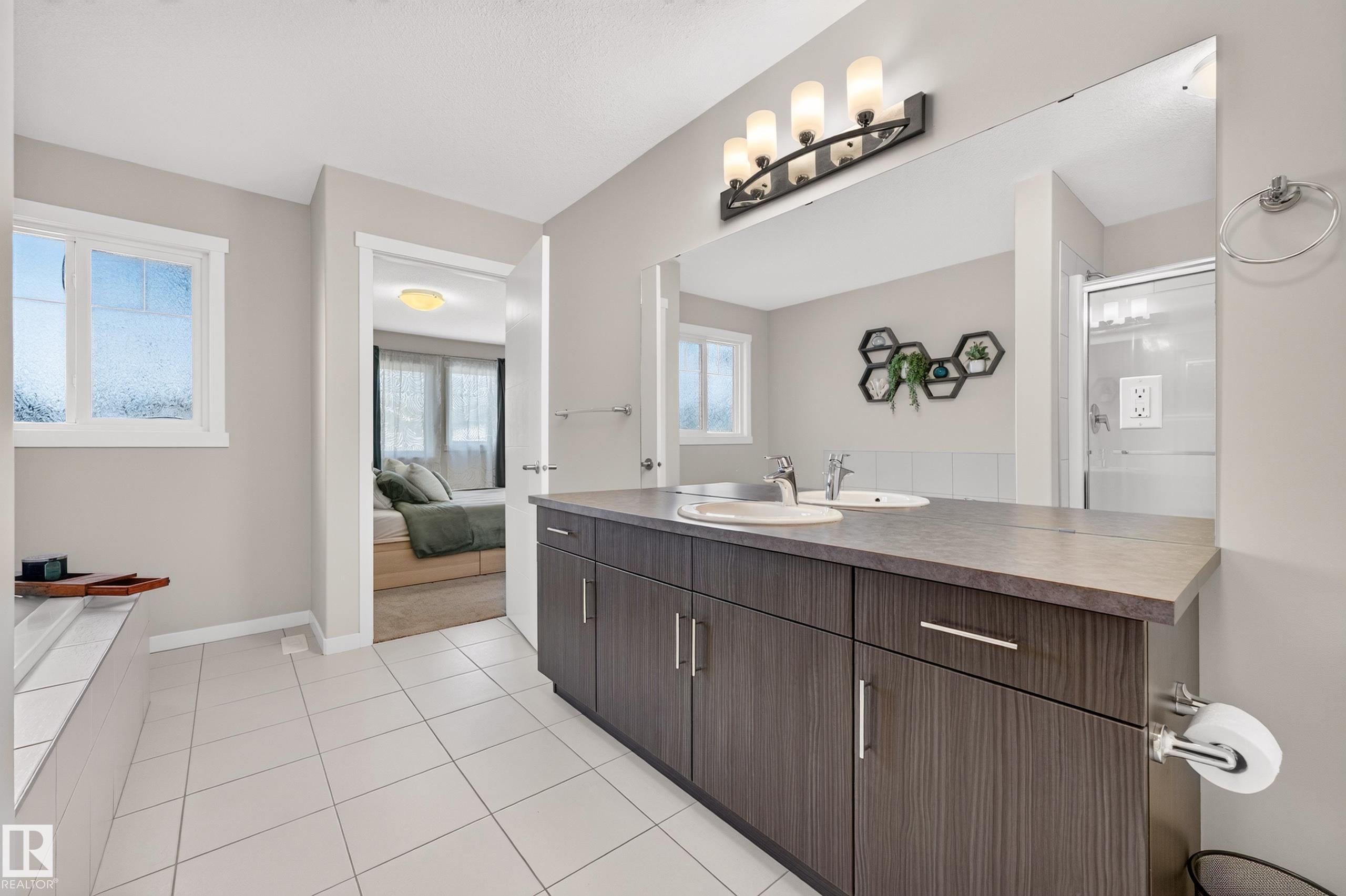 Photo 31 at 3519 8 Street NW, Maple Crest, Edmonton