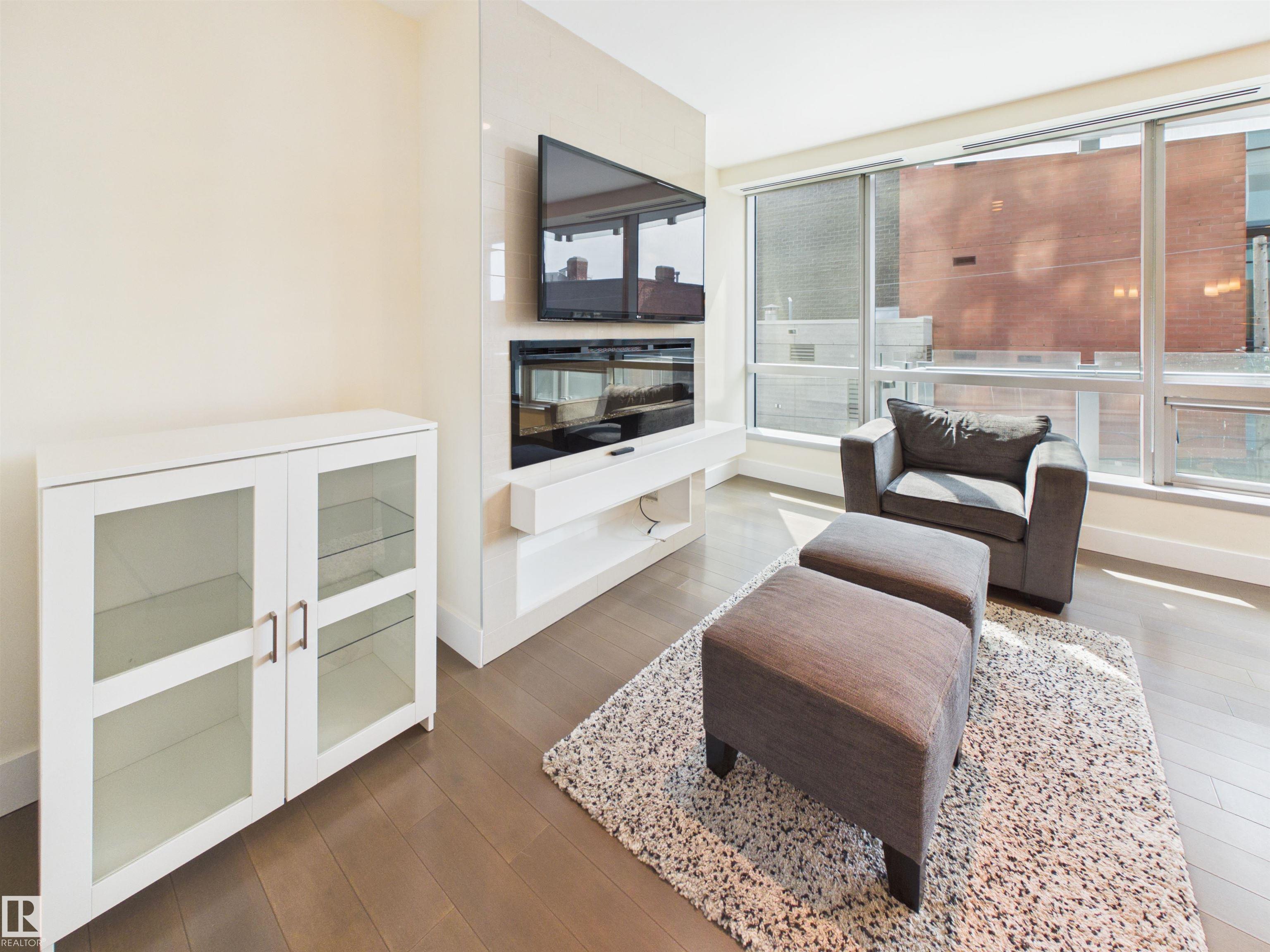Photo 11 at 307 - 11969 Jasper Avenue NW, Wîhkwêntôwin, Edmonton